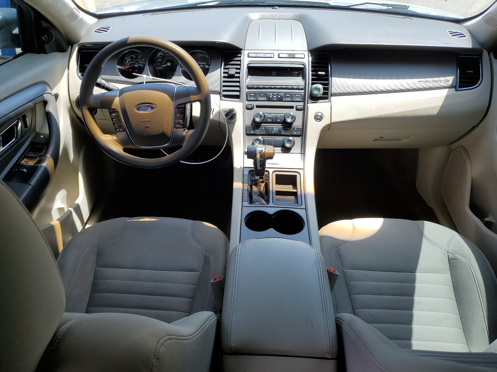 1FAHP2DWXCG135660 2012 Ford Taurus Se