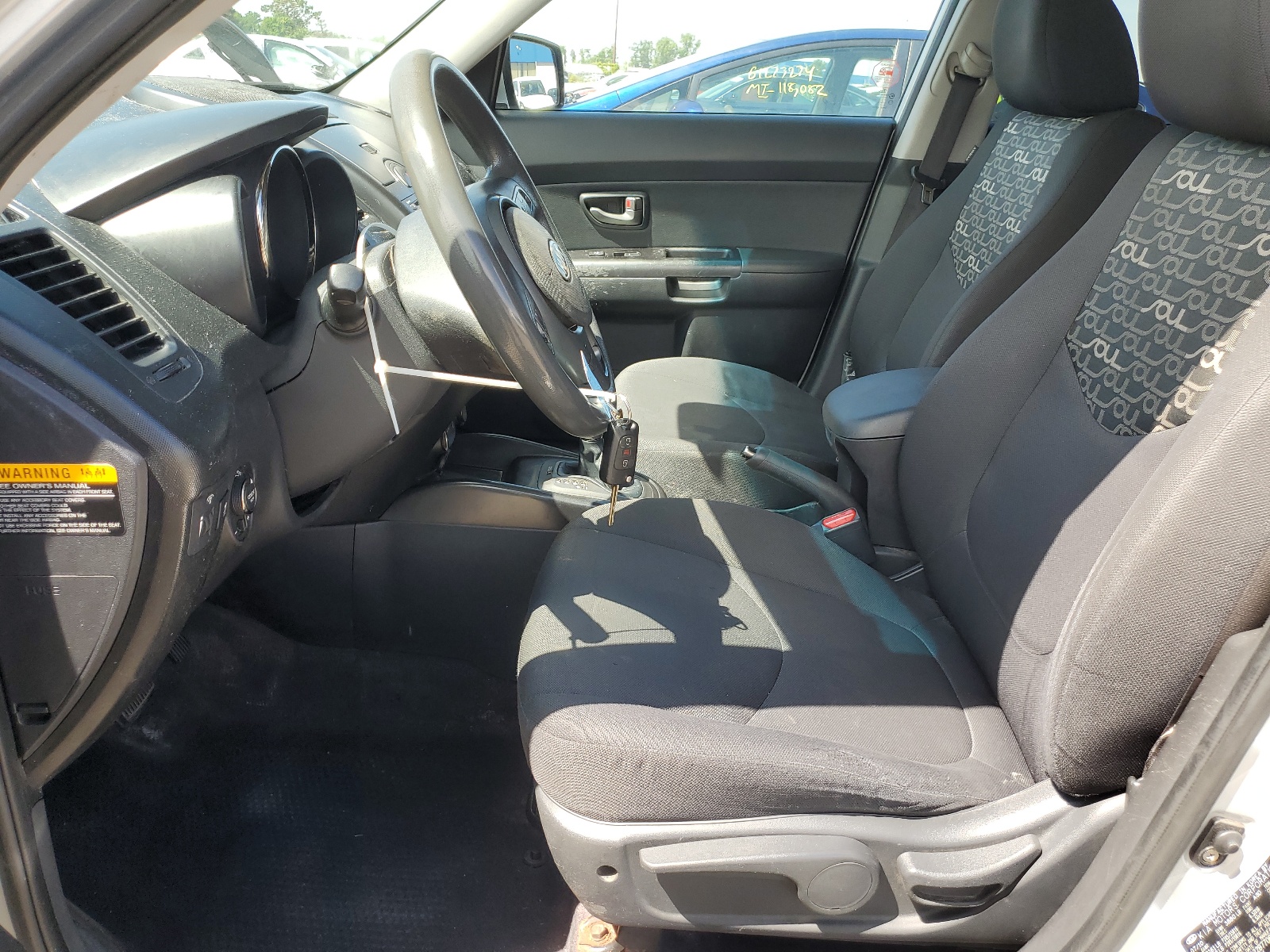 KNDJT2A22B7706534 2011 Kia Soul +