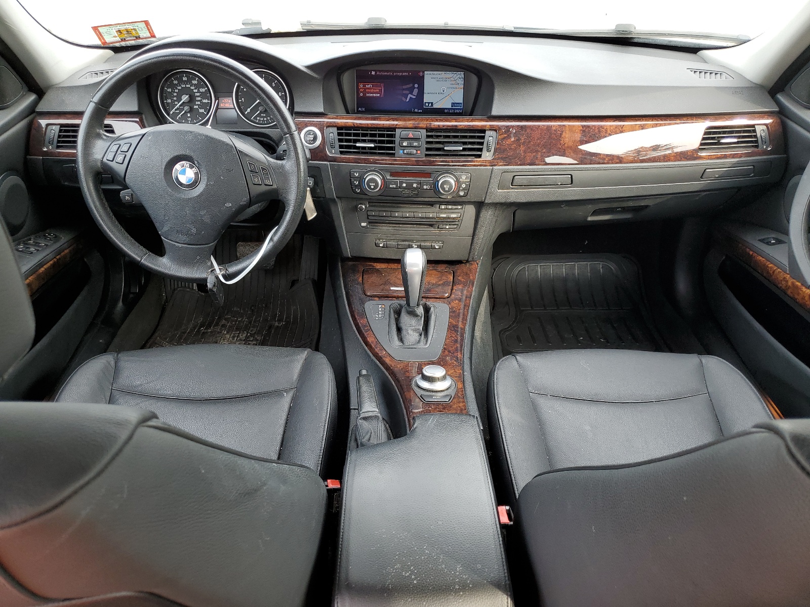 WBAVC93558K038247 2008 BMW 328 Xi