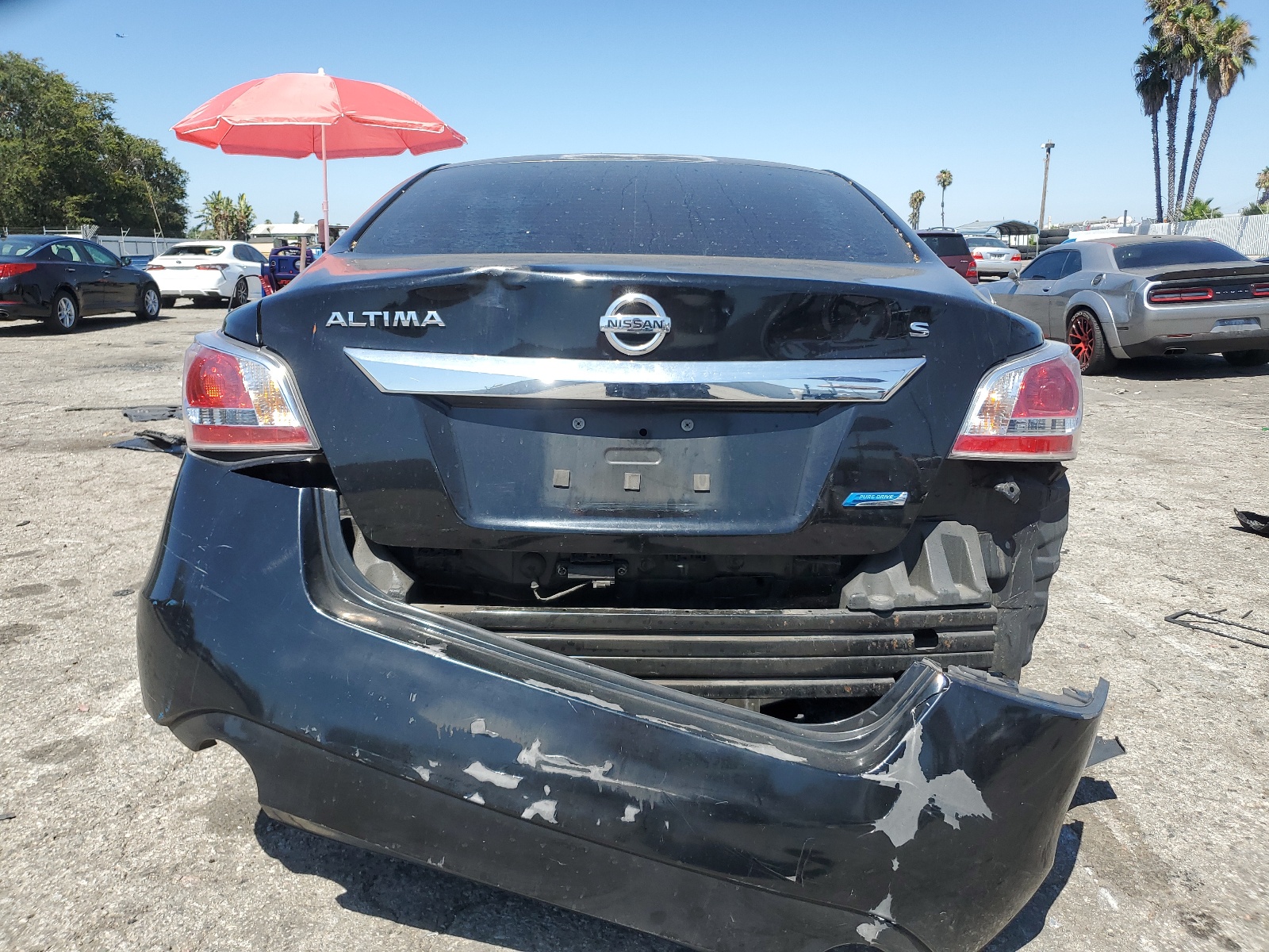 2014 Nissan Altima 2.5 vin: 1N4AL3AP1EC268219