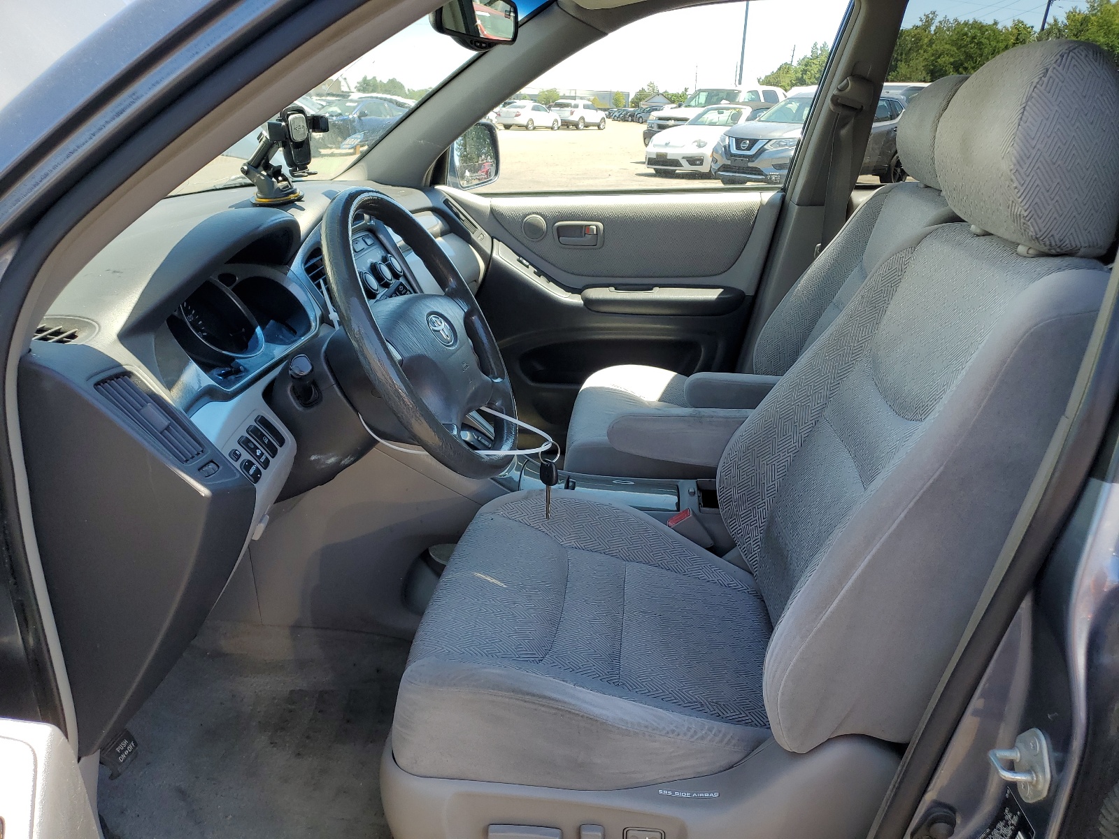 JTEHF21A630145628 2003 Toyota Highlander Limited