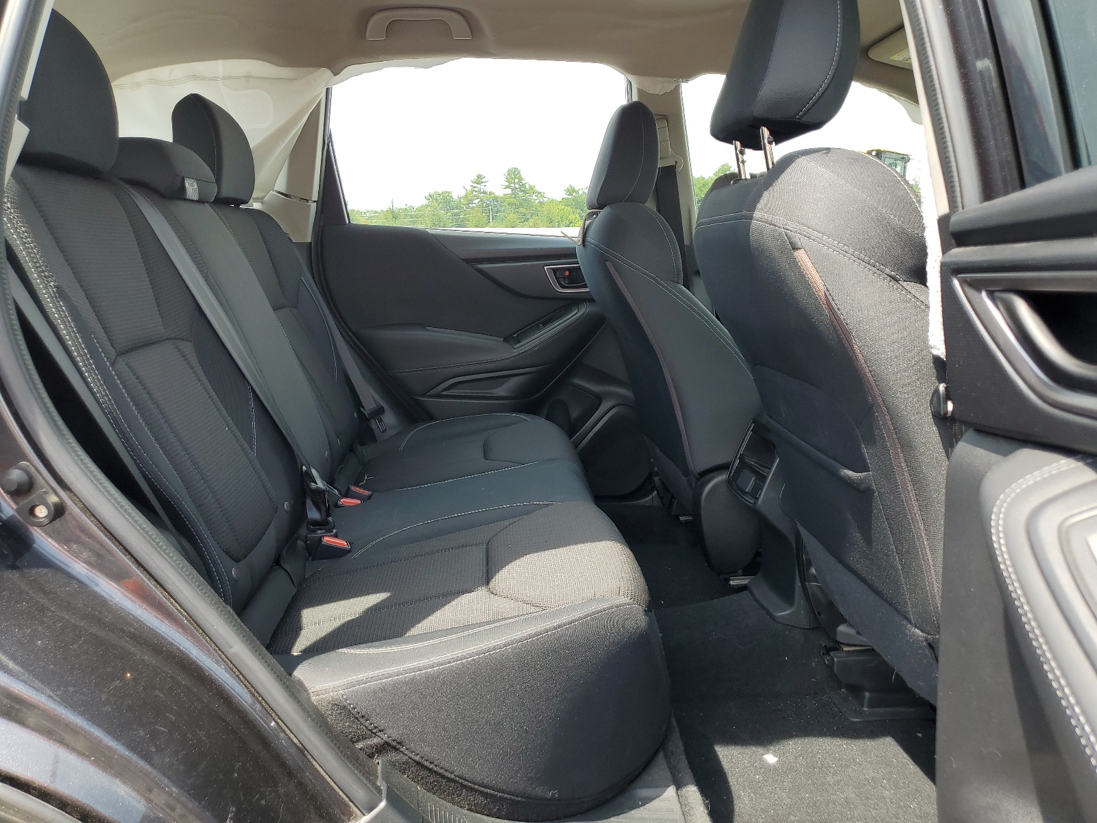 JF2SKACC8KH523075 2019 Subaru Forester