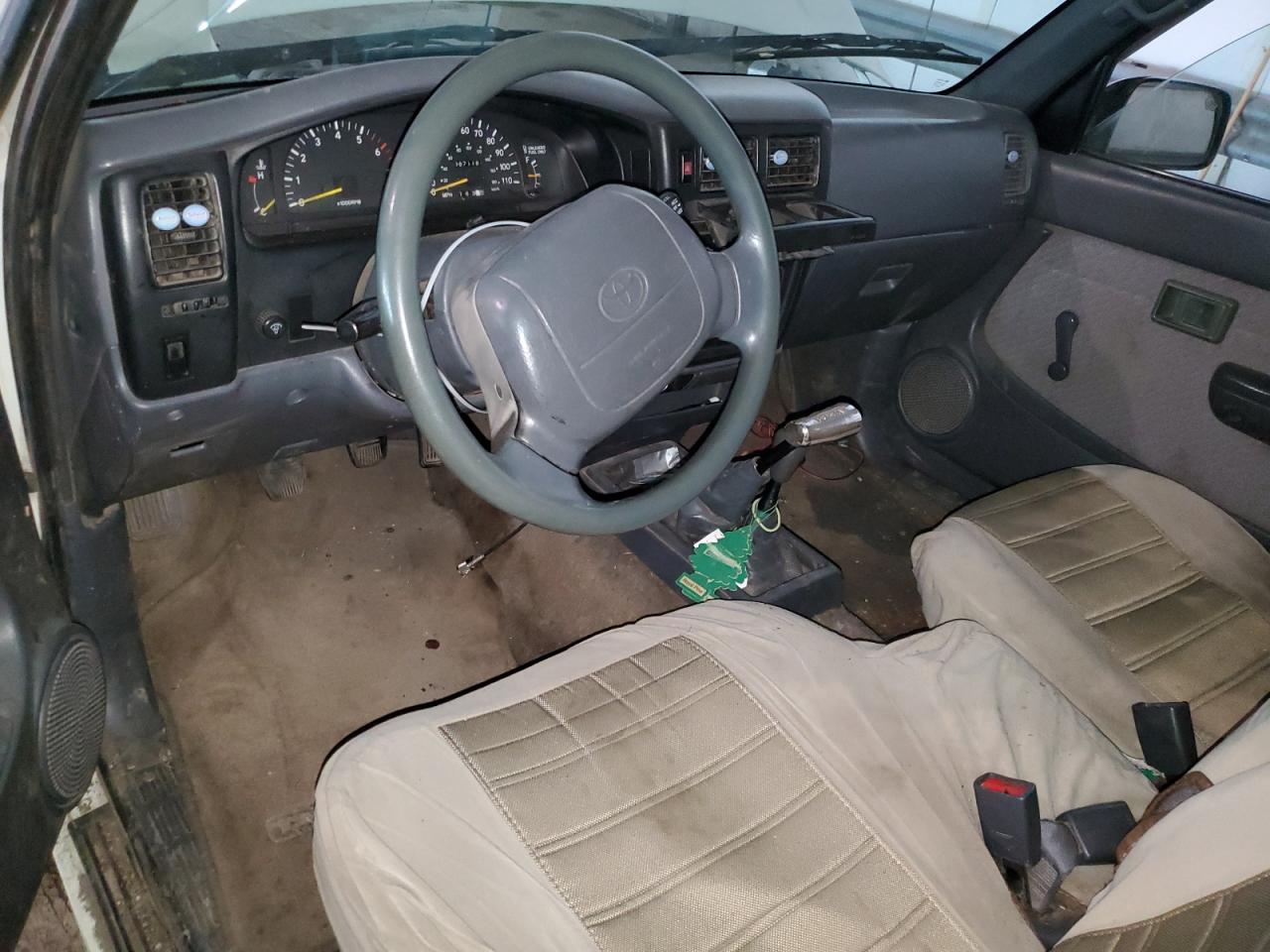 1995 Toyota Tacoma Xtracab VIN: 4TAVN73F1SZ019375 Lot: 61931294