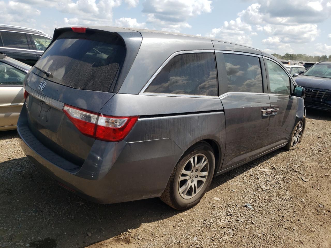 2013 Honda Odyssey - Image 3