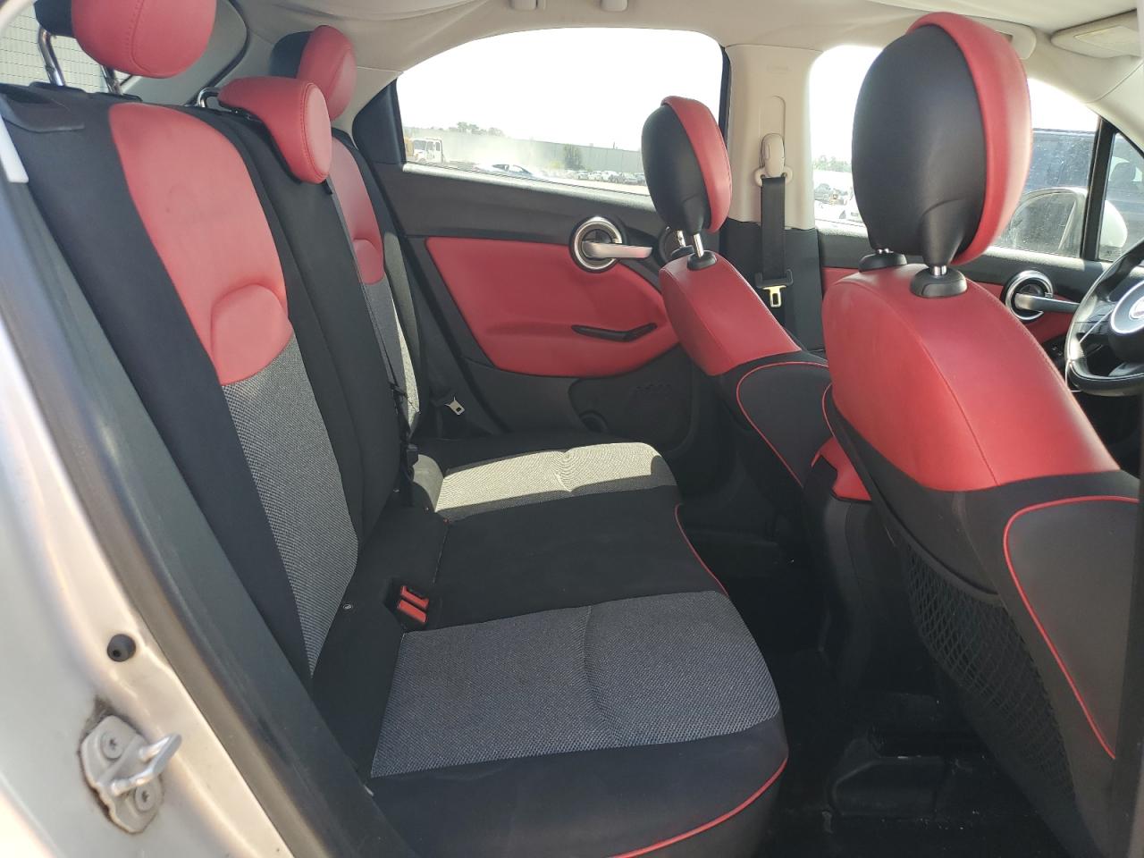 2016 Fiat 500X Easy VIN: ZFBCFXBT0GP327992 Lot: 63713844