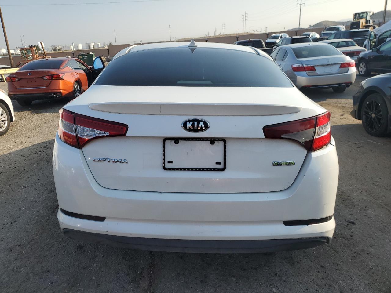 2013 Kia Optima Hybrid VIN: KNAGM4AD7D5061668 Lot: 63812354