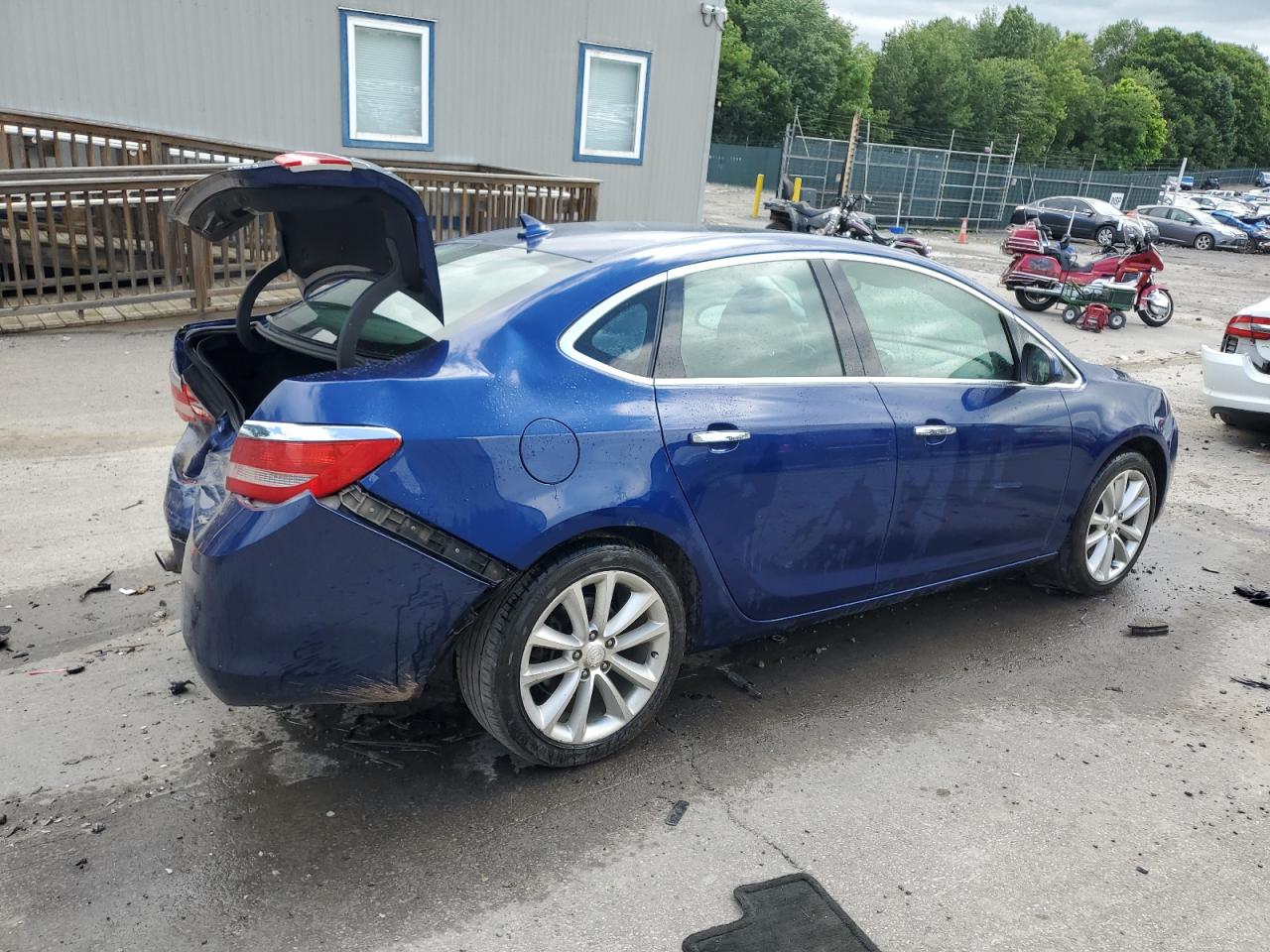 VIN 1G4PR5SK9E4140107 2014 BUICK VERANO no.3