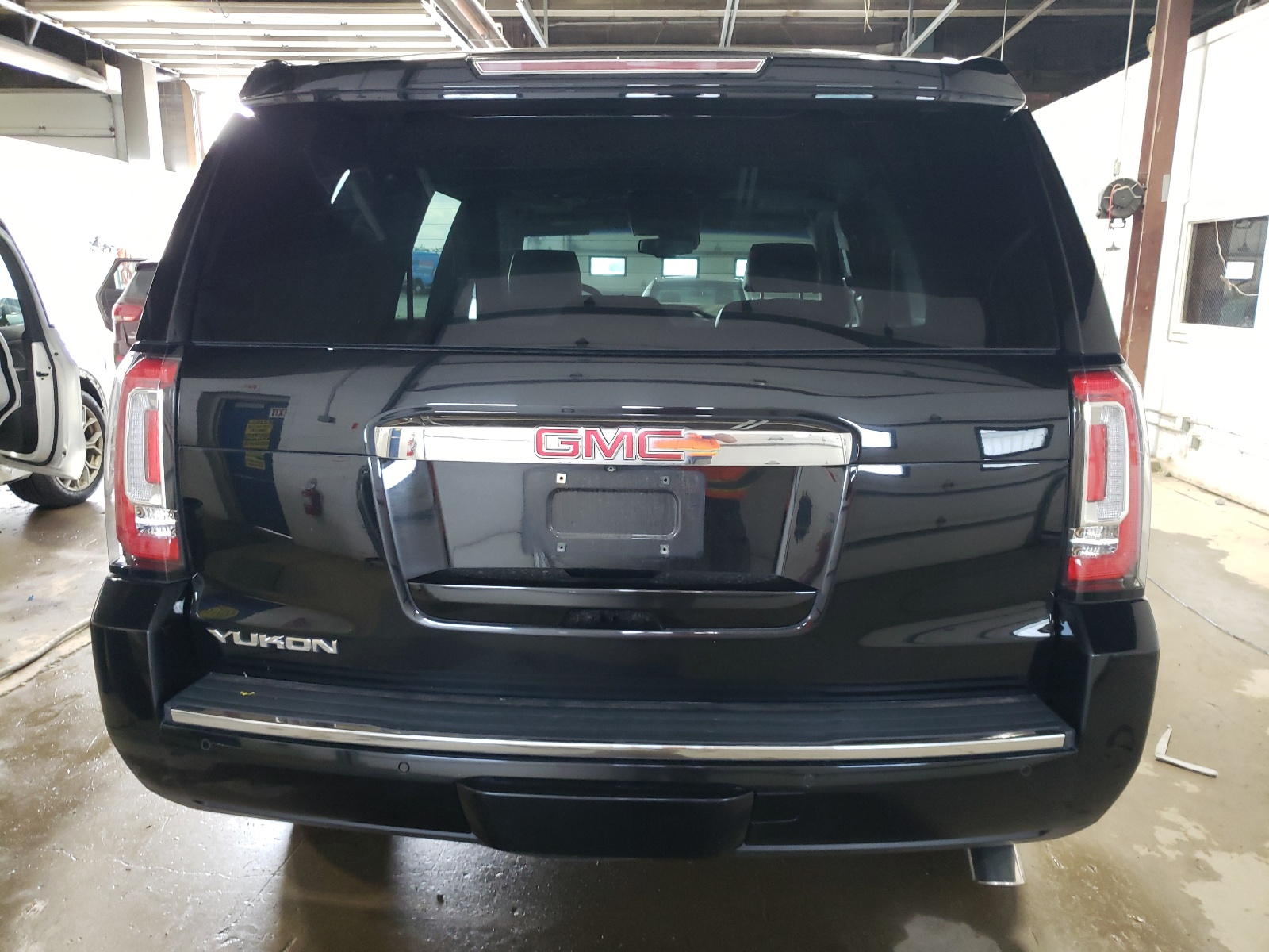 1GKS2CKJ9FR631722 2015 GMC Yukon Denali