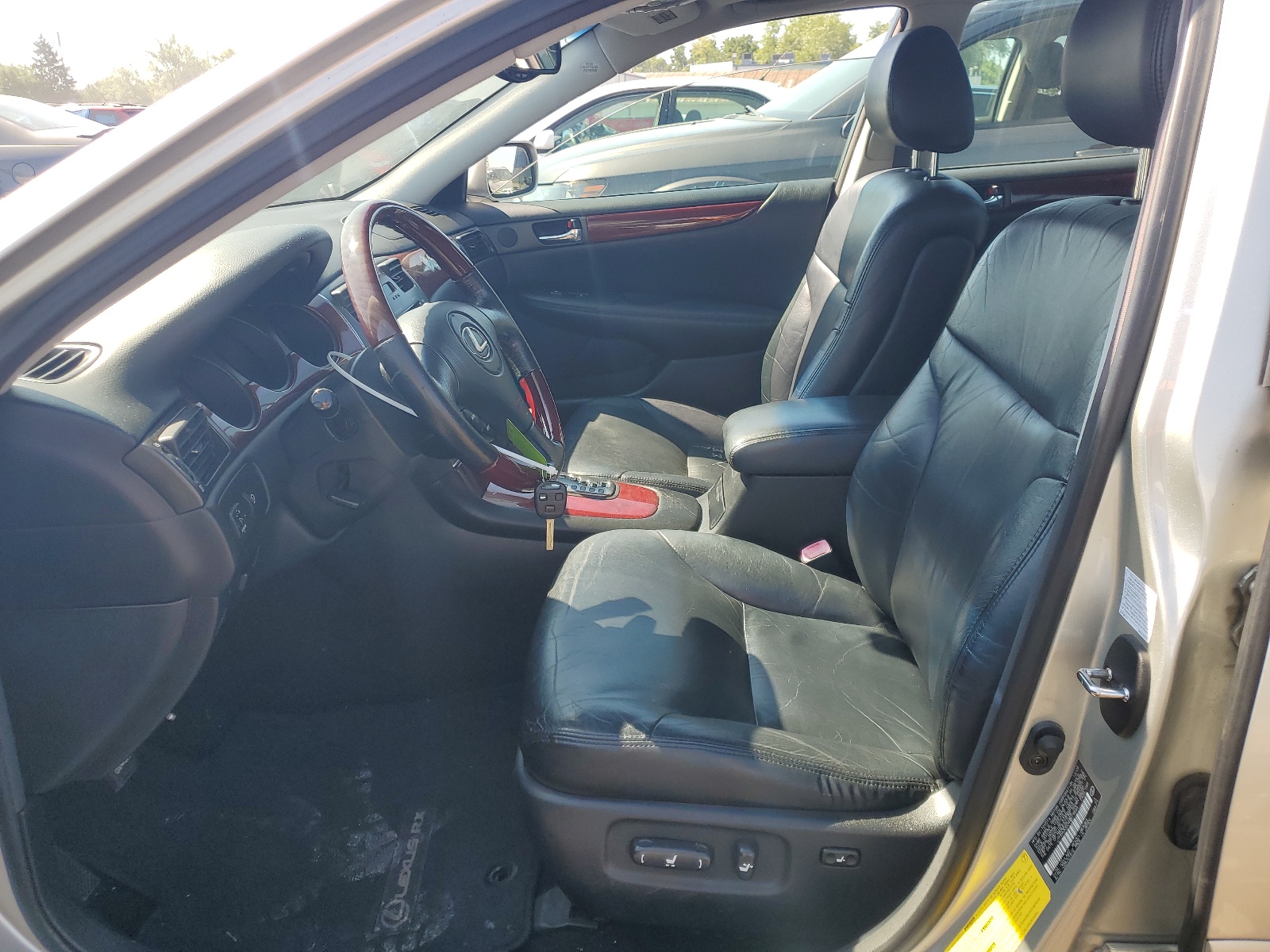 JTHBA30G045019644 2004 Lexus Es 330