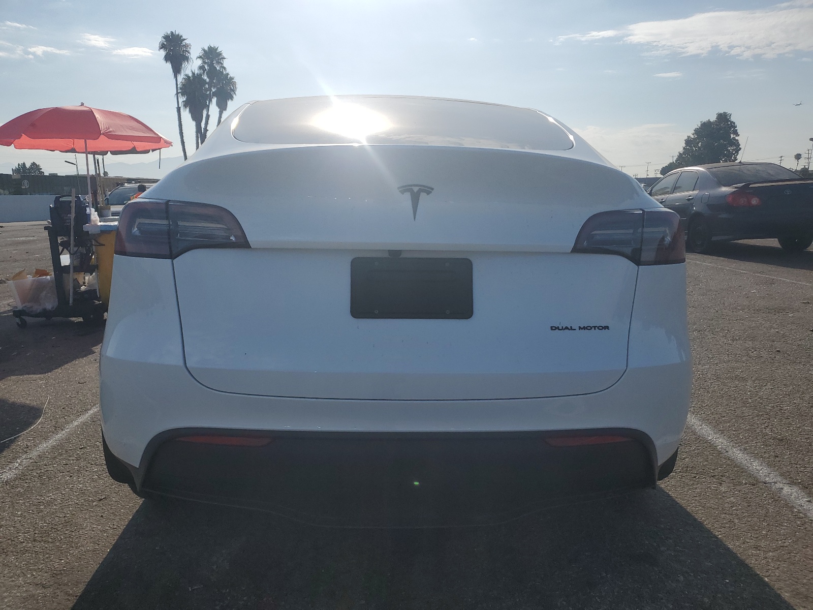 7SAYGDEE9PA137542 2023 Tesla Model Y