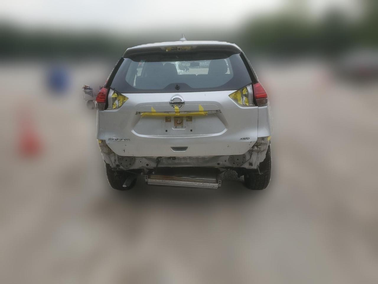 2017 Nissan Rogue S VIN: JN8AT2MVXHW011663 Lot: 64783484