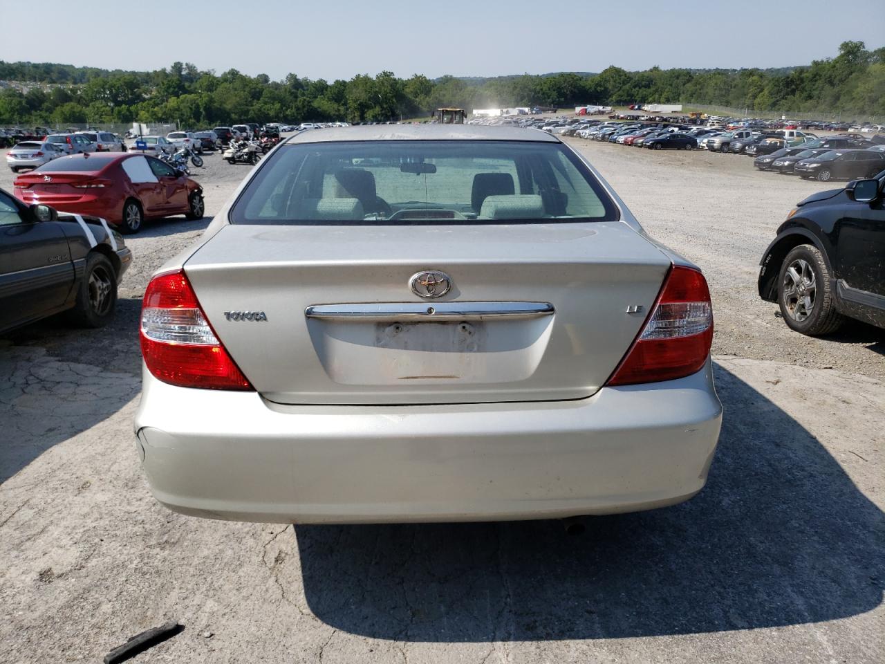 2004 Toyota Camry Le VIN: 4T1BE32K04U888110 Lot: 64886584