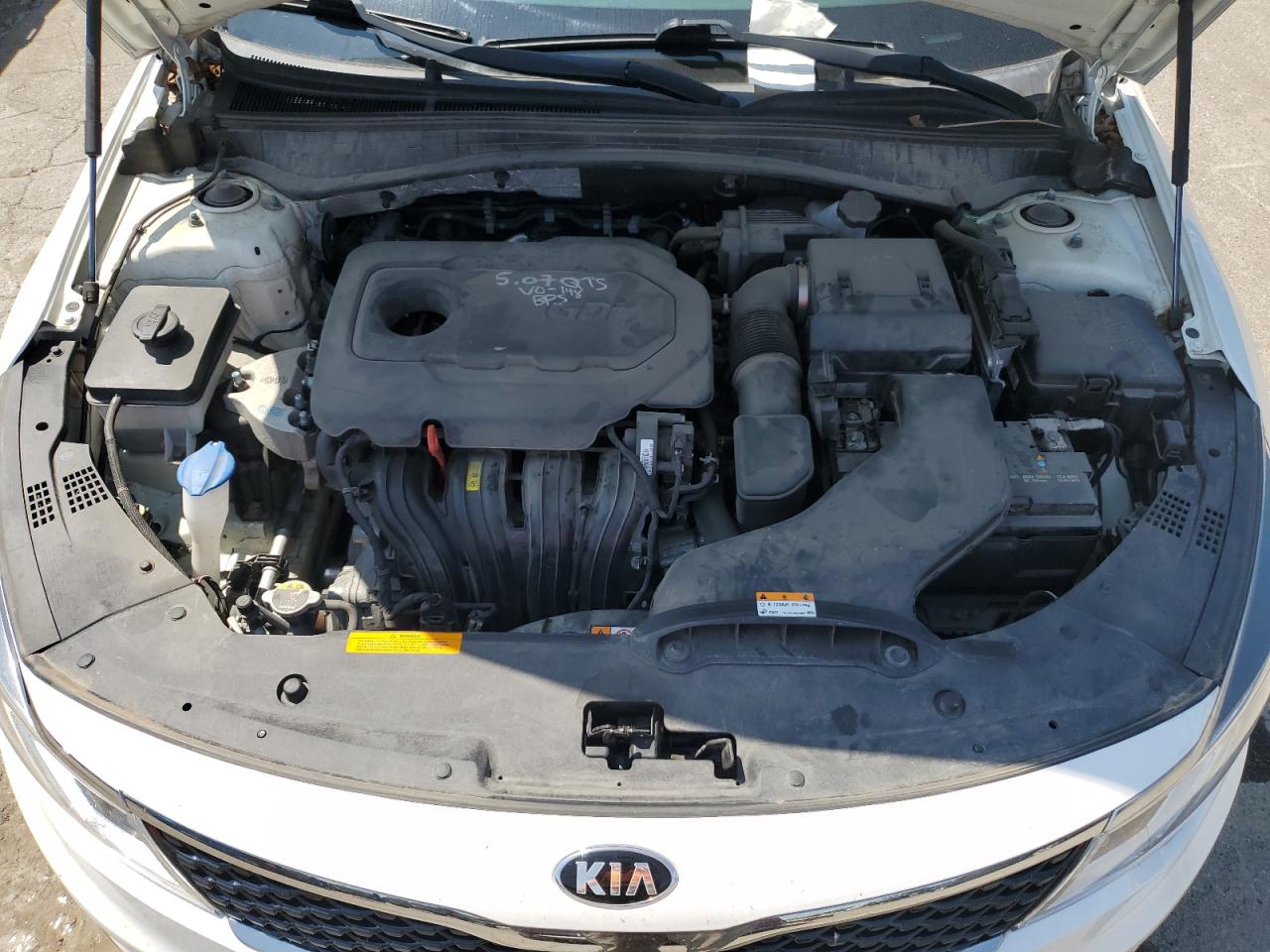 KNAGT4L39J5232925 2018 Kia Optima Lx