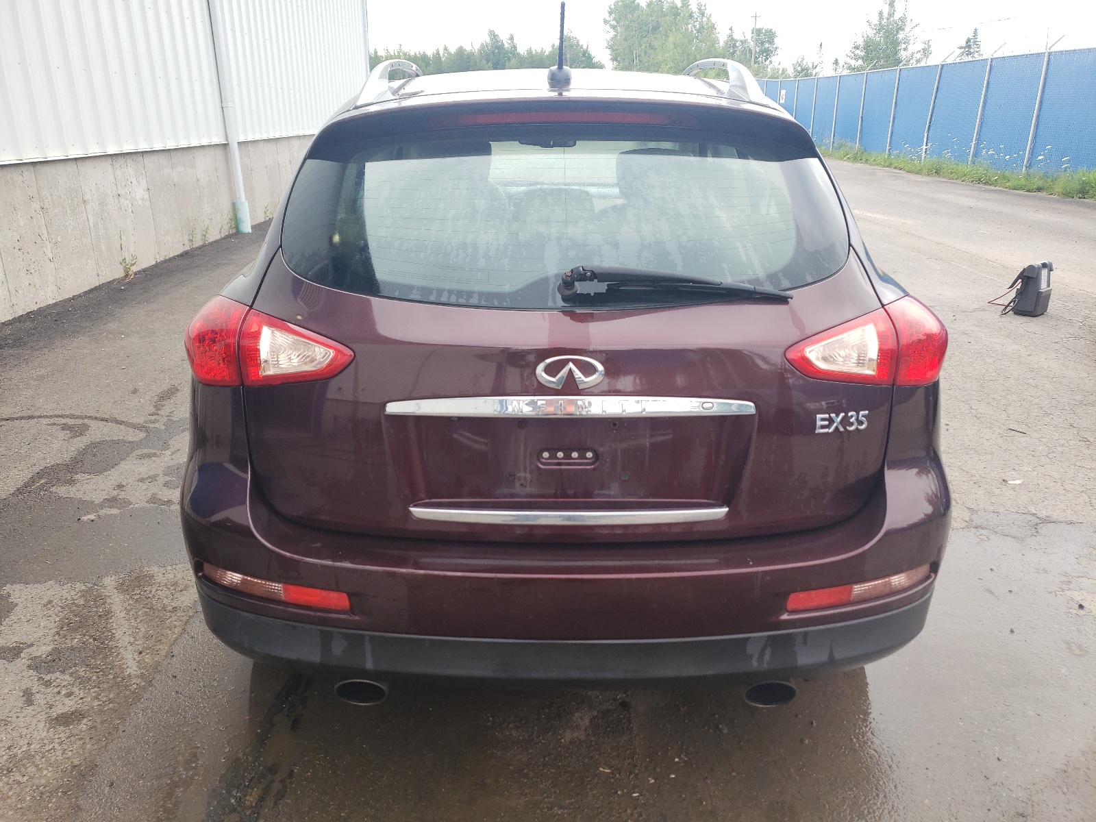 JN1AJ0HR2BM852451 2011 Infiniti Ex35 Base