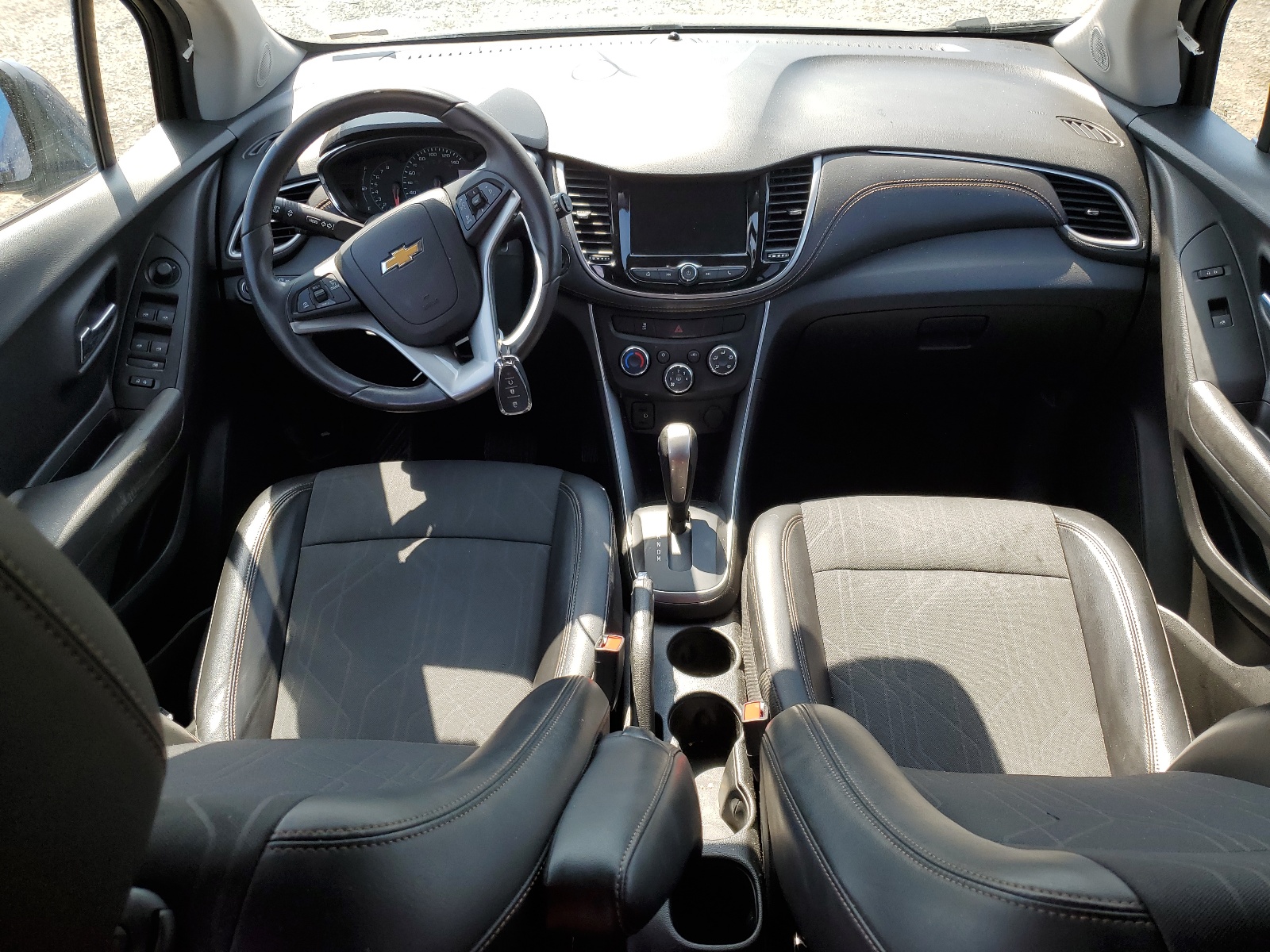 KL7CJLSB6LB330161 2020 Chevrolet Trax 1Lt