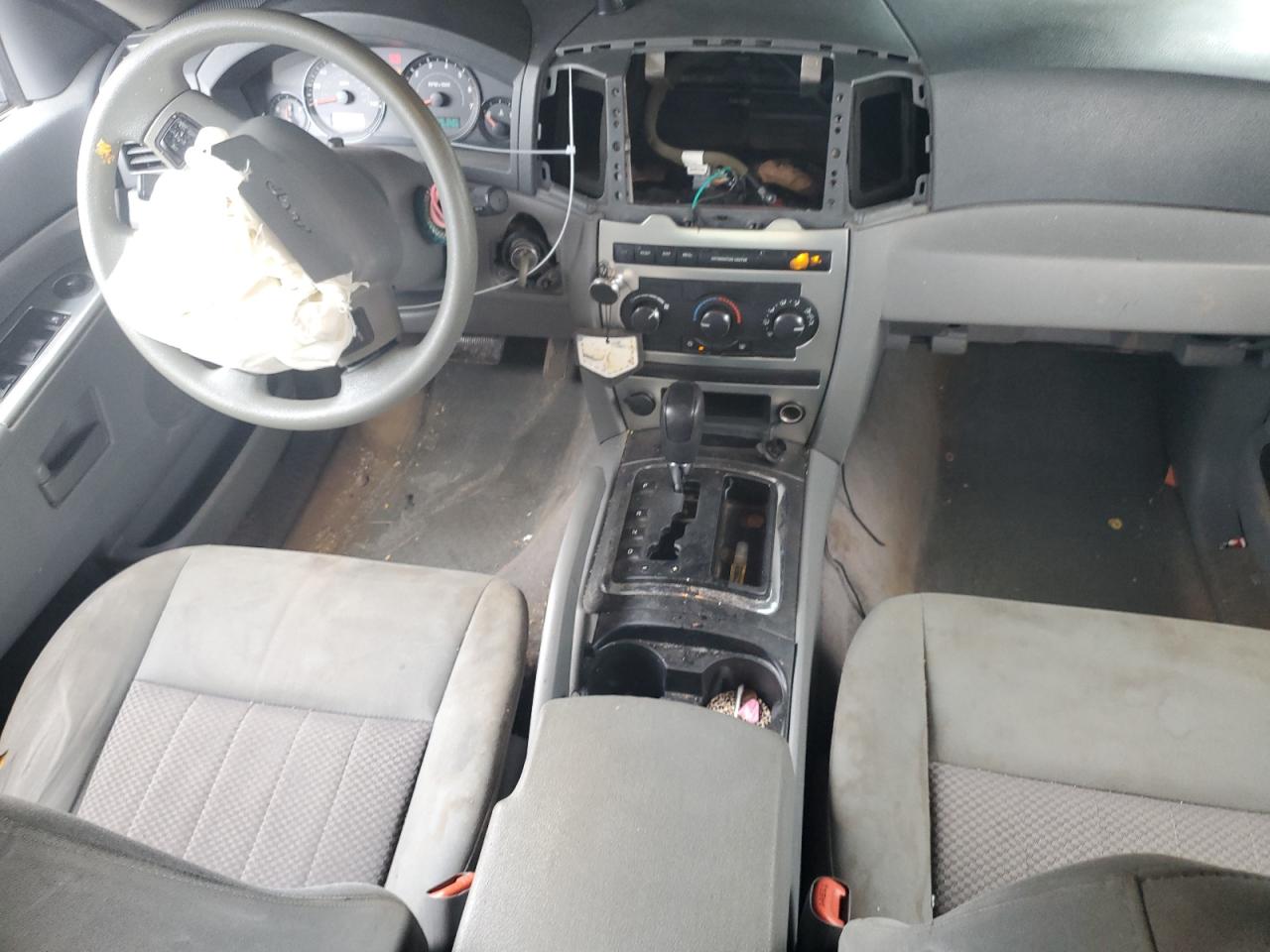 2005 Jeep Grand Cherokee Laredo VIN: 1J4GS48K65C641773 Lot: 63854874