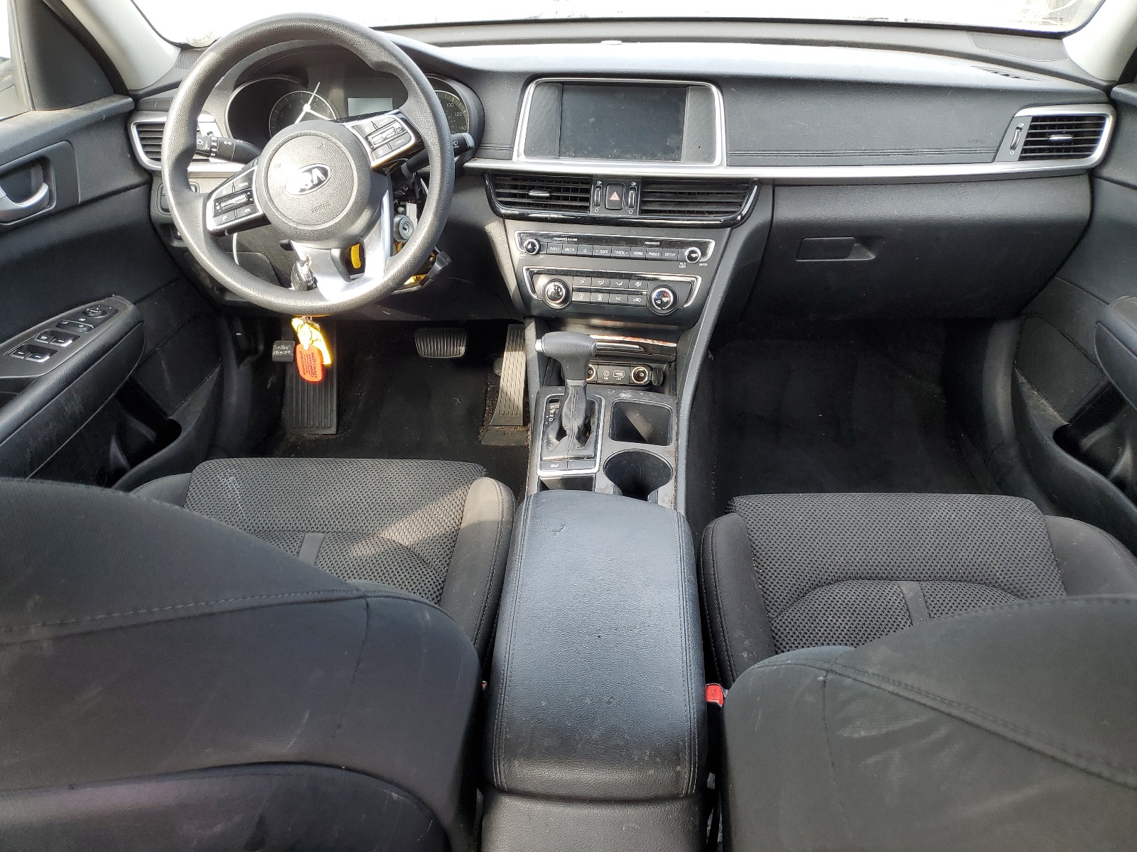 5XXGT4L37KG293786 2019 Kia Optima Lx