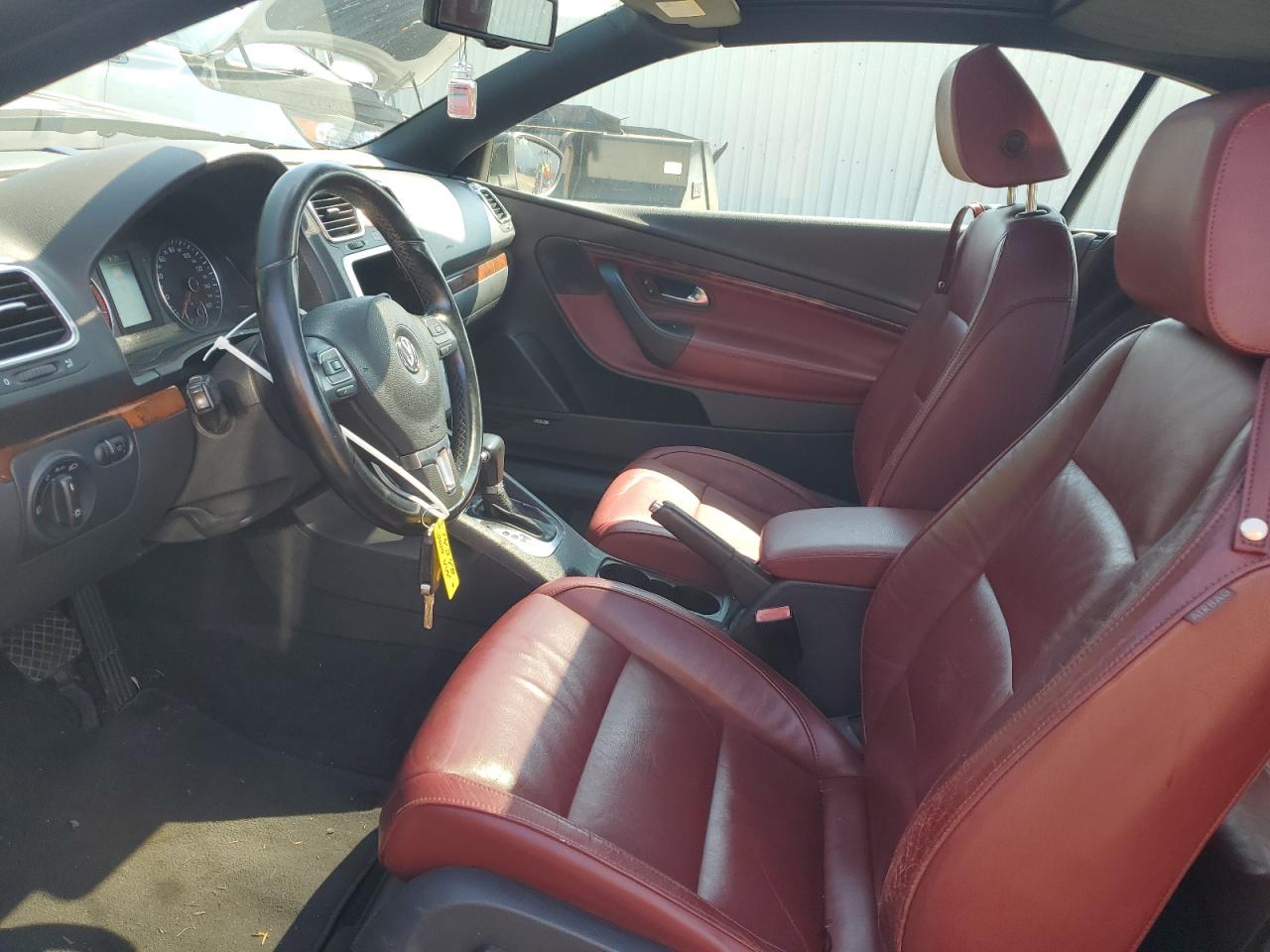 2010 Volkswagen Eos Lux VIN: WVWFA7AH7AV010176 Lot: 63660404