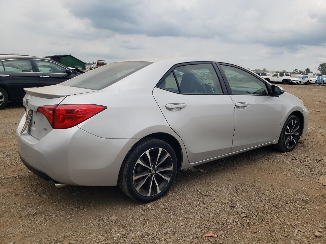 VIN 2T1BURHEXHC748726 2017 TOYOTA COROLLA no.3