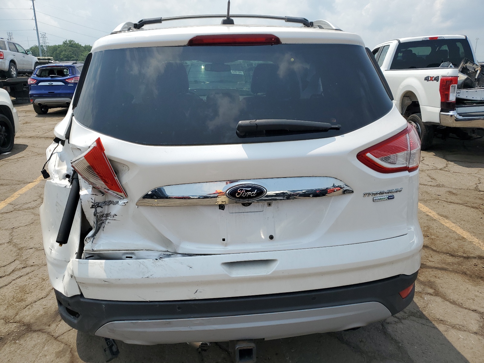 1FMCU9J97FUB22547 2015 Ford Escape Titanium