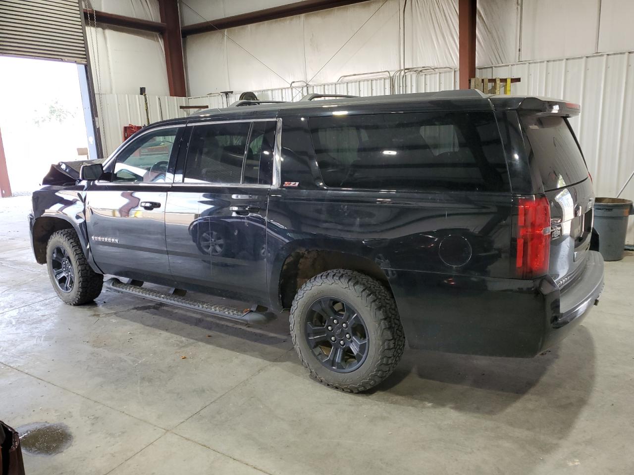 1GNSKHKC5KR370035 2019 CHEVROLET SUBURBAN - Image 2