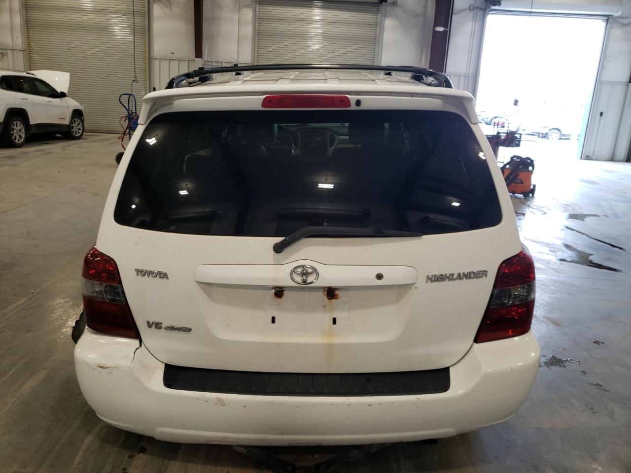 2005 Toyota Highlander Limited VIN: JTEEP21A850075570 Lot: 63971934