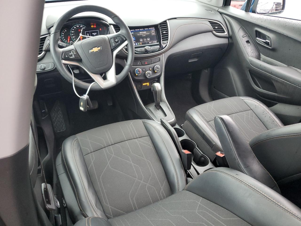 2020 Chevrolet Trax 1Lt VIN: 3GNCJLSB0LL246281 Lot: 63122084