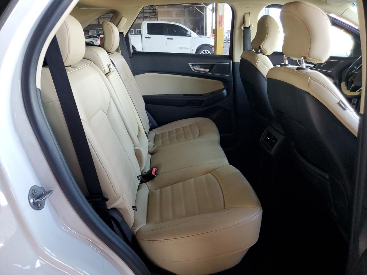 2019 Ford Edge - Image 10