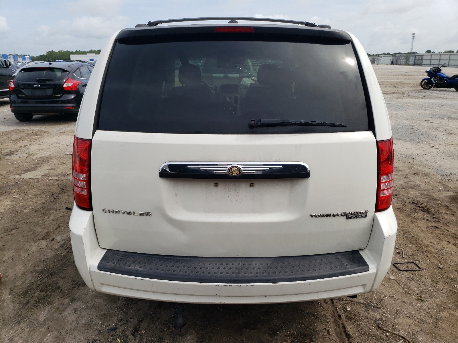 2A4RR5D11AR285628 2010 Chrysler Town & Country Touring