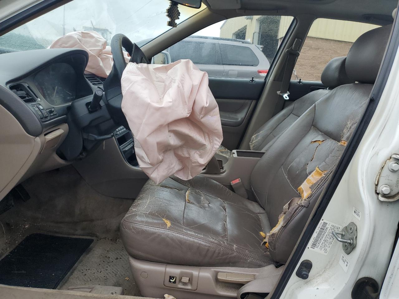 1995 Honda Accord Ex VIN: 1HGCD5656SA004733 Lot: 63668754