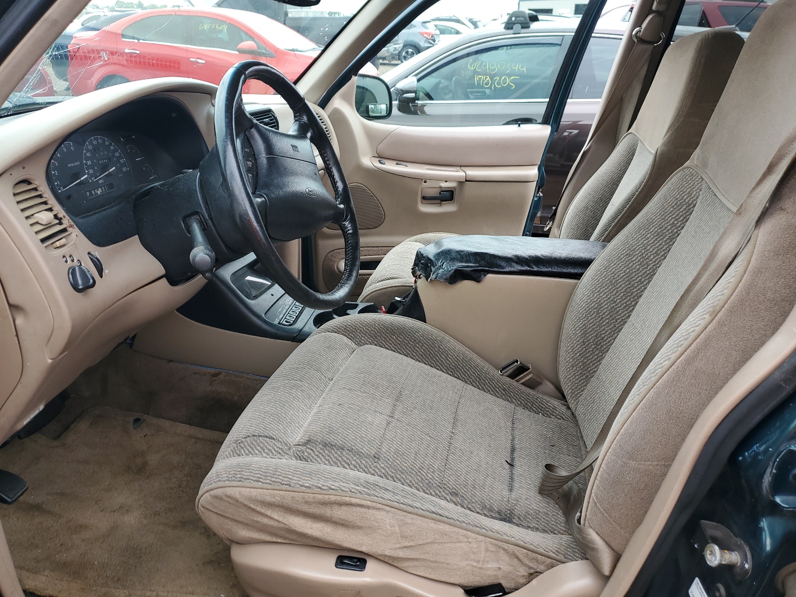 1FMDU34E8VZB28112 1997 Ford Explorer