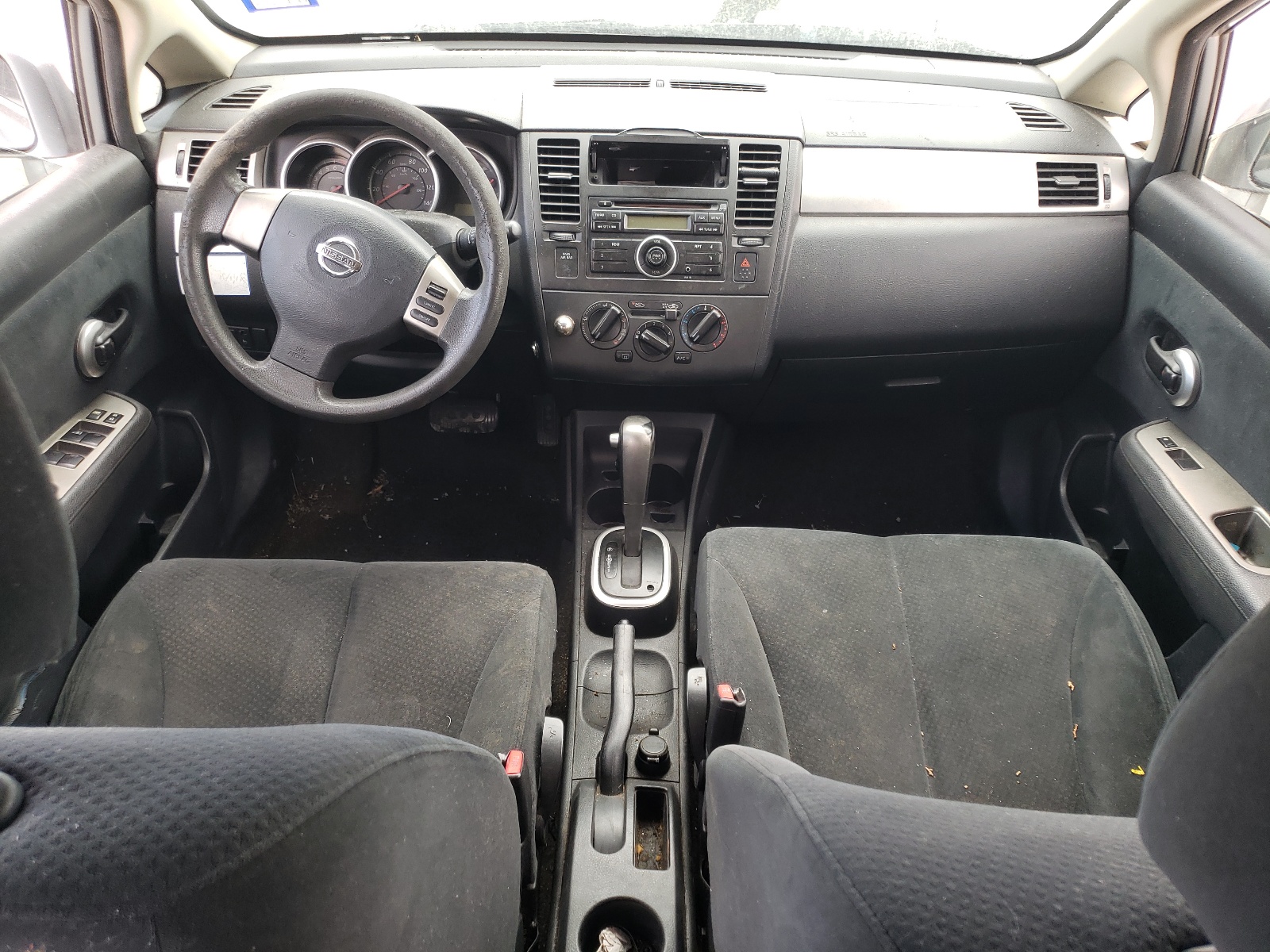 3N1BC1AP9AL417898 2010 Nissan Versa S