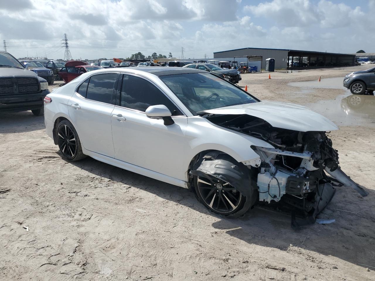 2019 Toyota Camry - Image 4