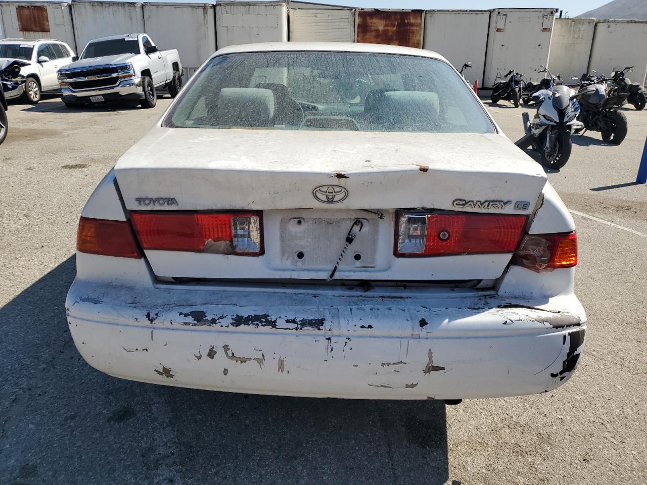 2000 Toyota Camry Ce VIN: 4T1BG22K2YU937317 Lot: 65199104