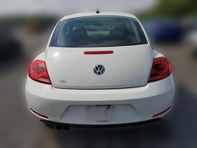  VOLKSWAGEN BEETLE 2015 Белый