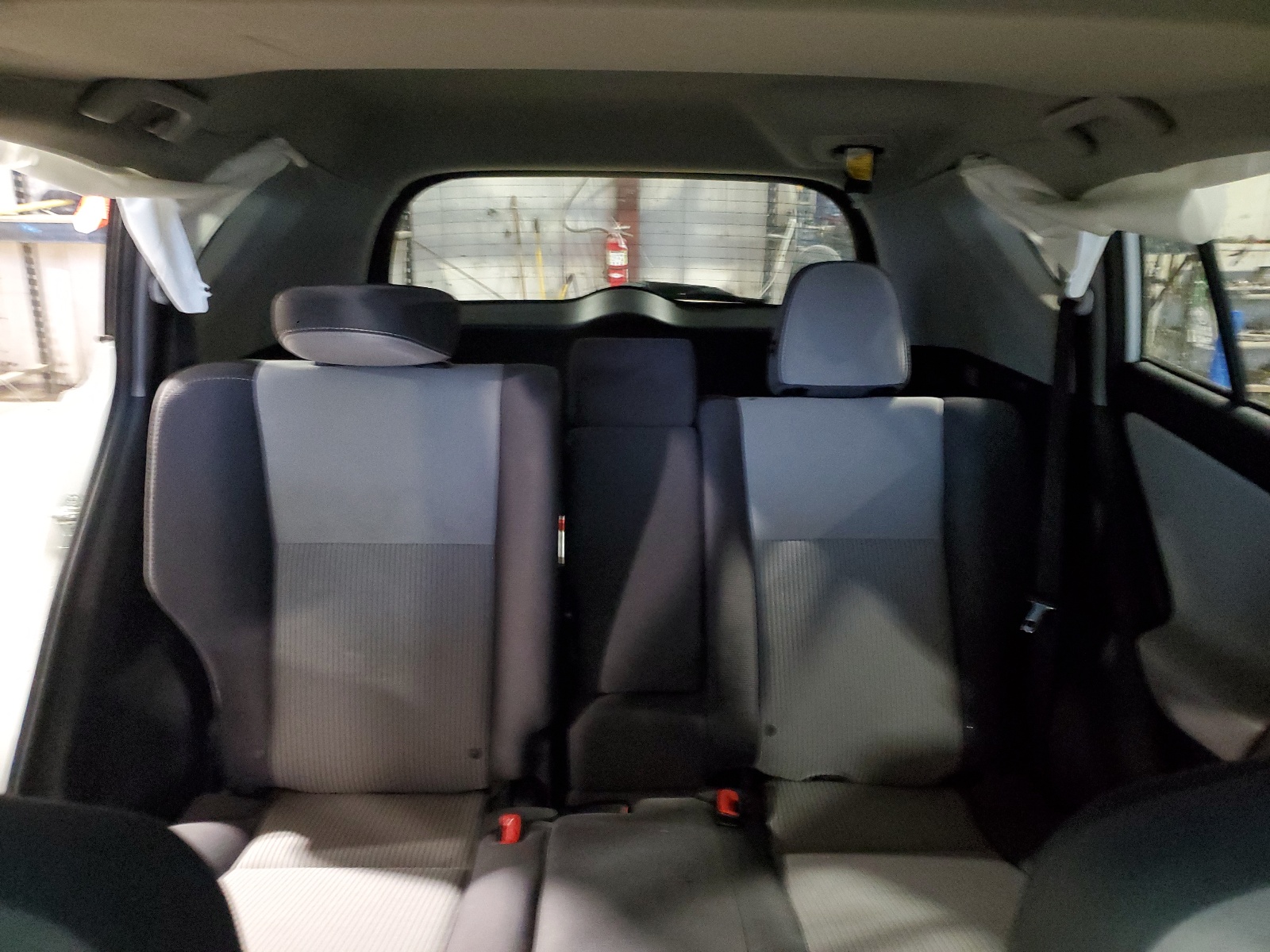 2T3RFREV7FW229777 2015 Toyota Rav4 Xle