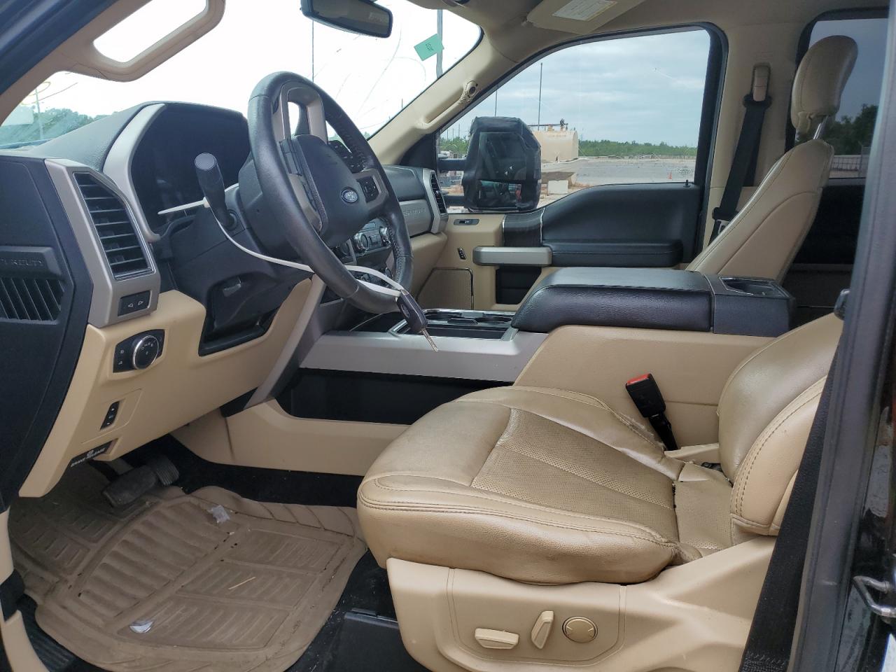 2020 Ford F350 - Image 7