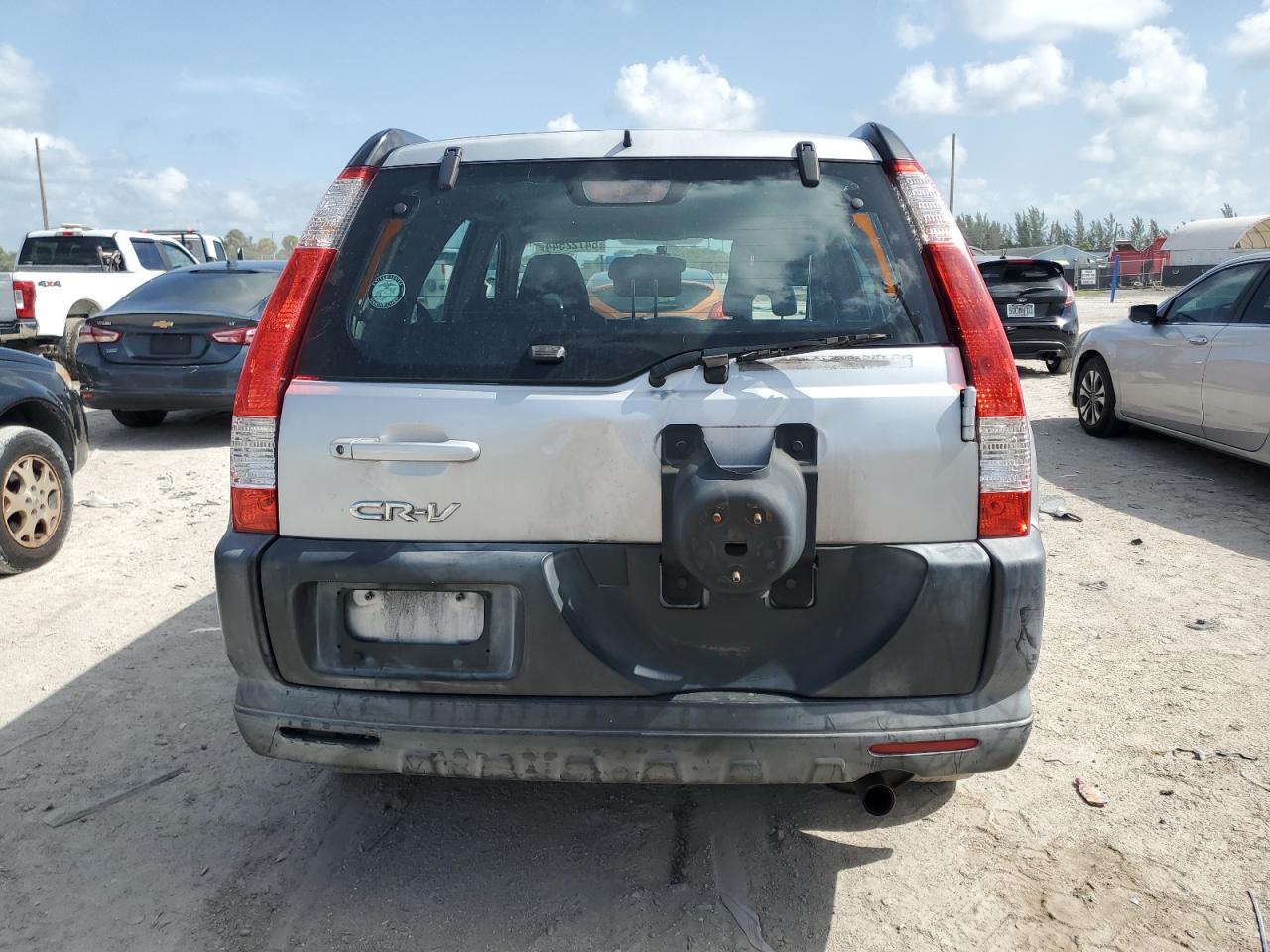 2005 Honda Cr-V Lx VIN: SHSRD68575U305043 Lot: 64722544