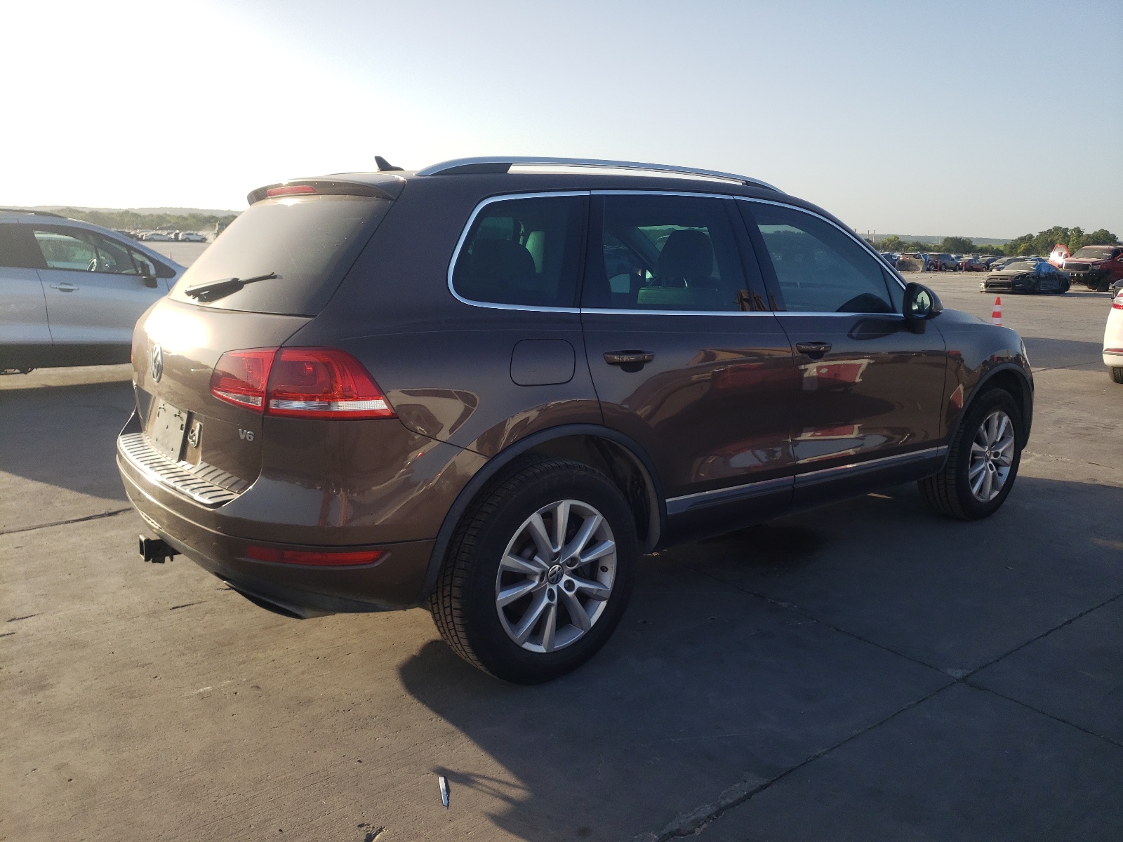 2013 Volkswagen Touareg V6 vin: WVGEF9BP1DD013949