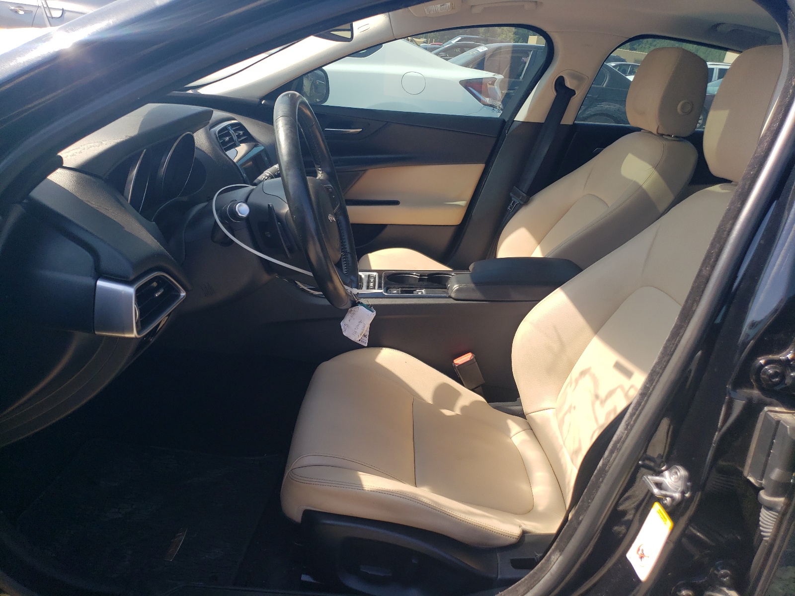 SAJAD4BG4HA964490 2017 Jaguar Xe Premium