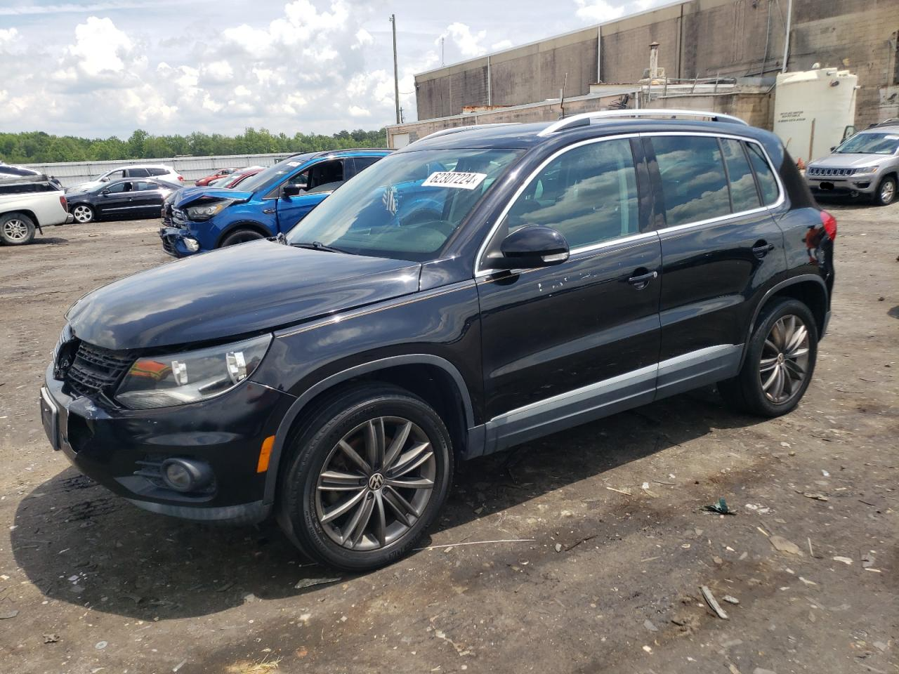 2012 Volkswagen Tiguan S vin: WVGBV7AX5CW570989