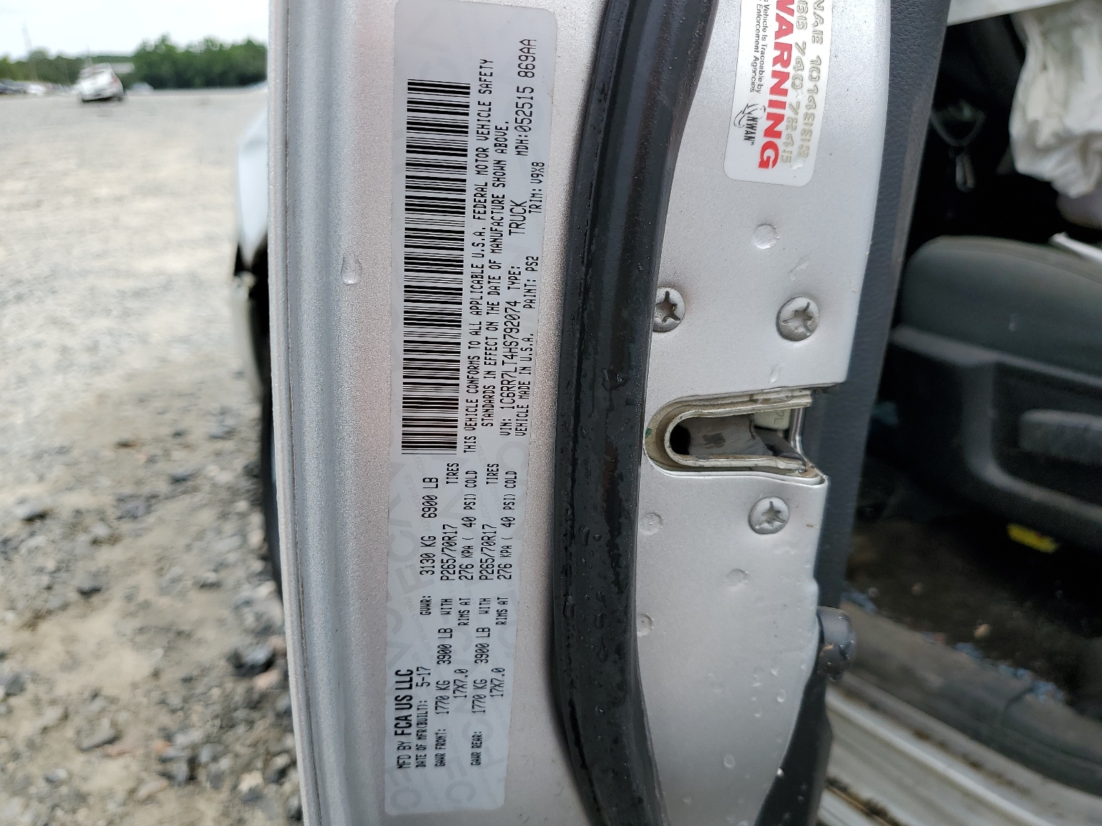 1C6RR7LT4HS792074 2017 Ram 1500 Slt