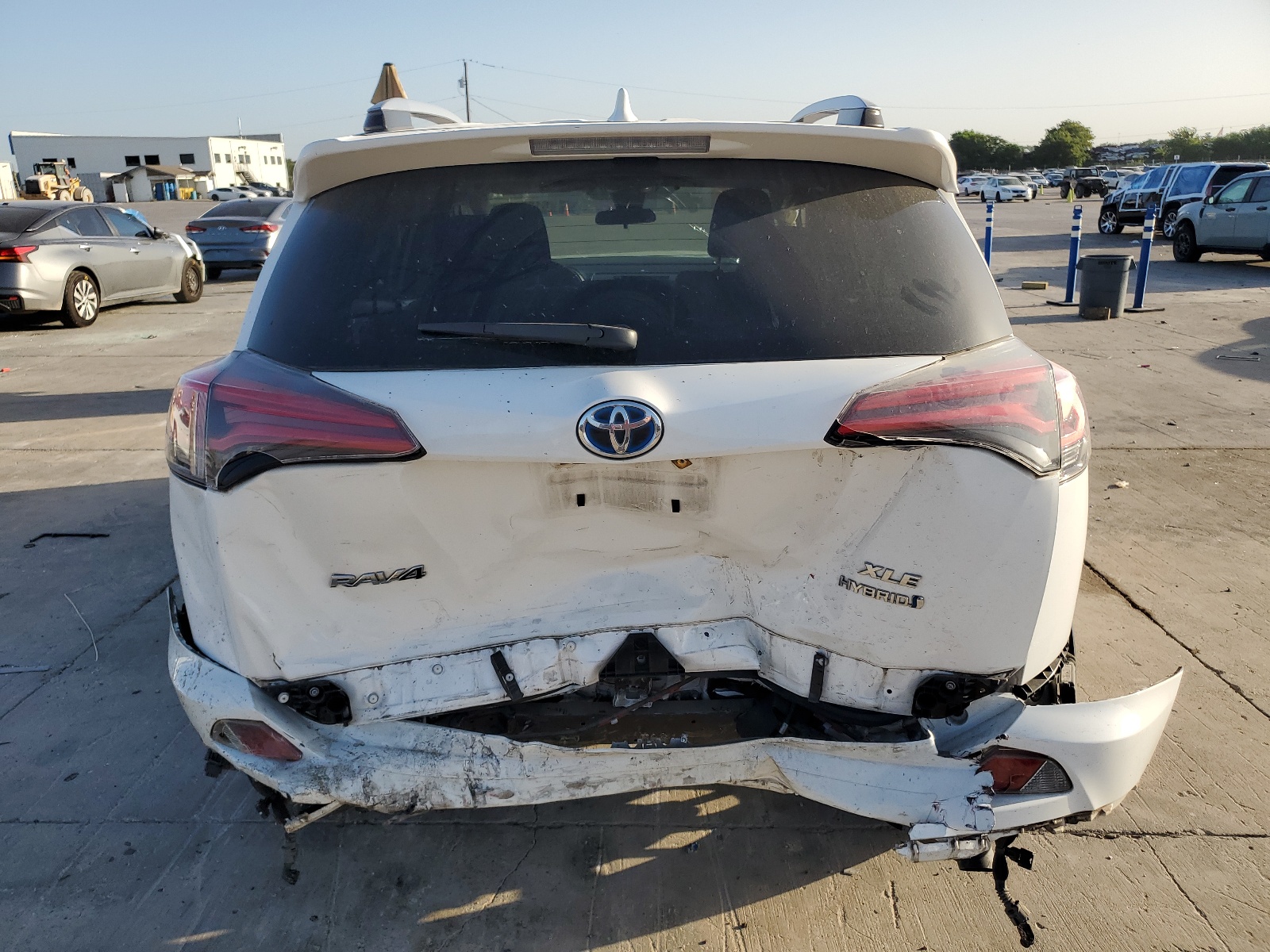 JTMRJREV2HD106242 2017 Toyota Rav4 Hv Le