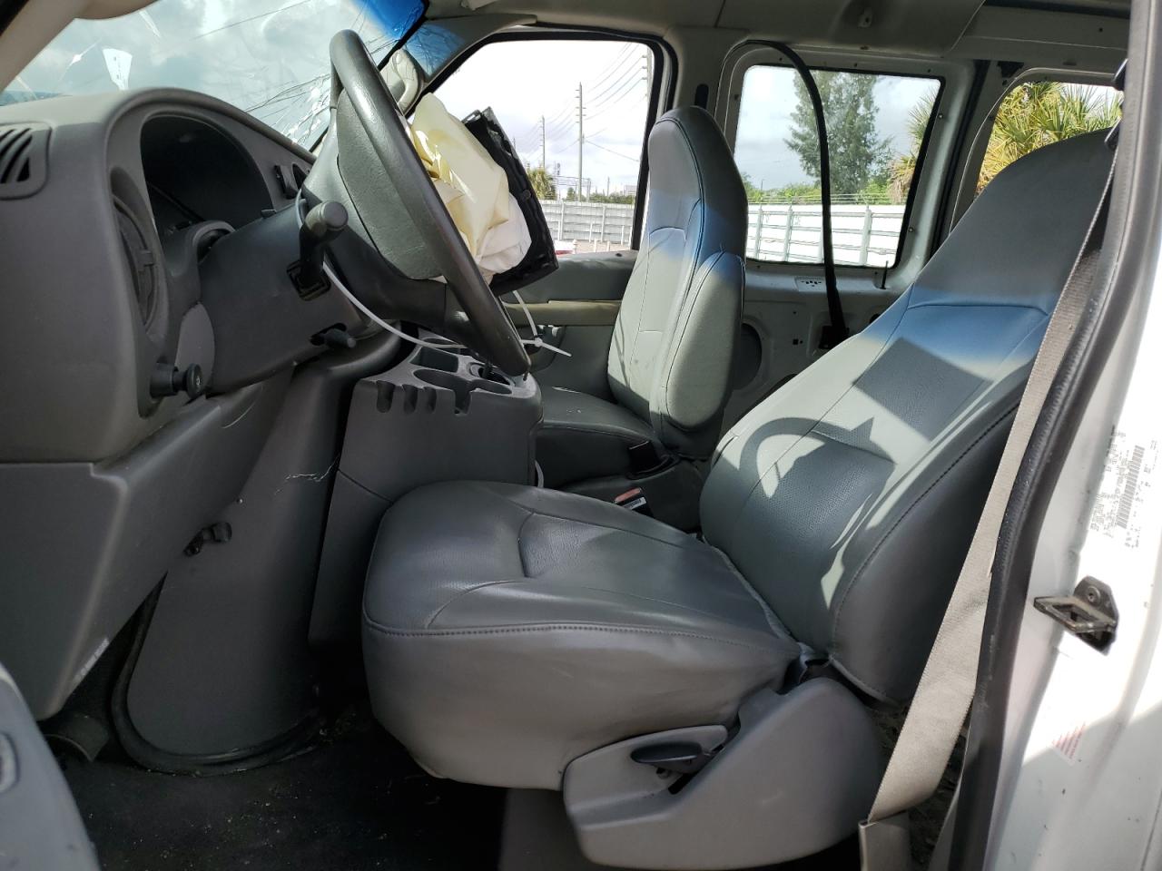 2003 Ford Econoline E250 Van VIN: 1FTNE24W33HA35025 Lot: 62431384