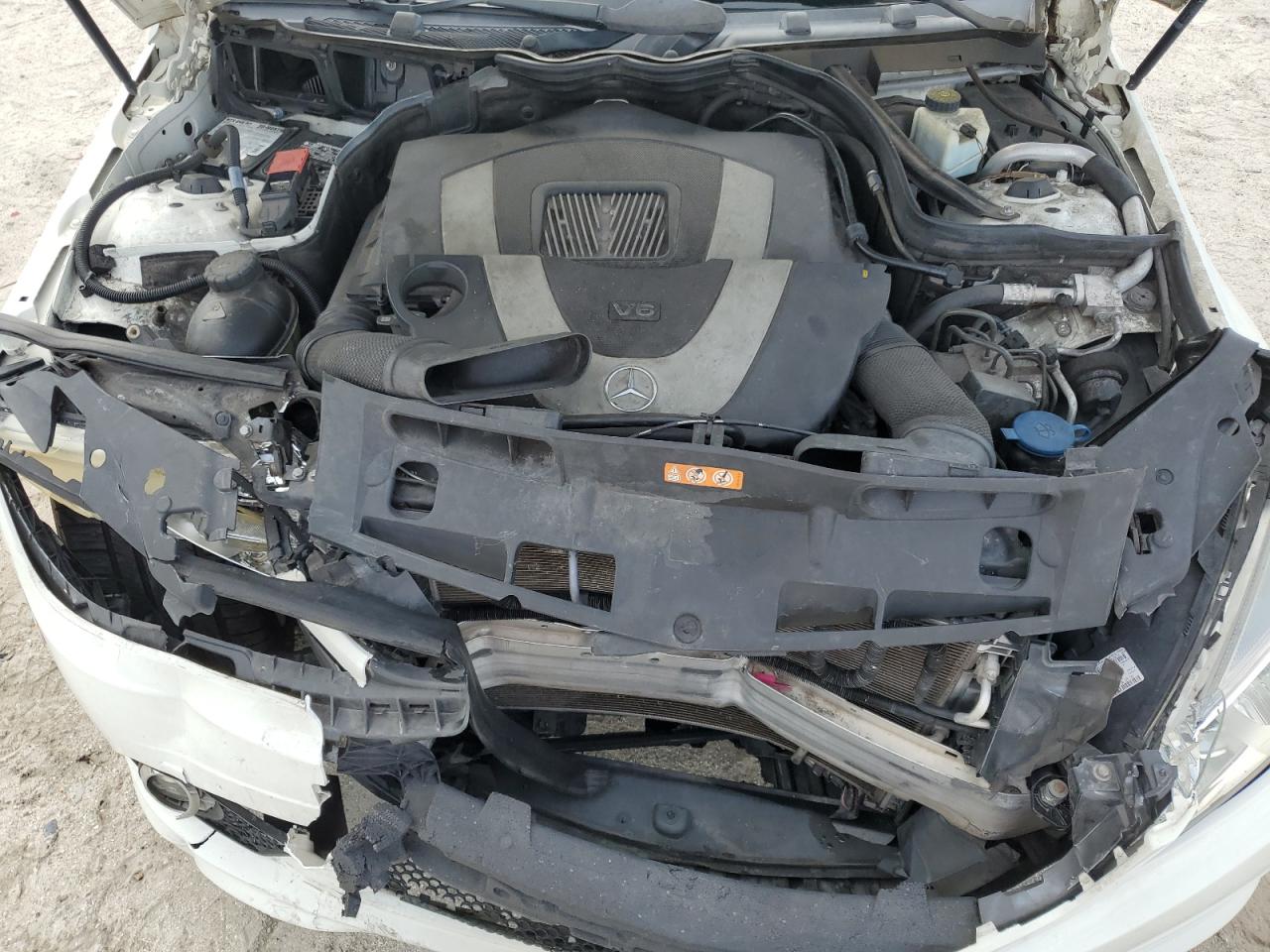 2010 Mercedes-Benz C 300 VIN: WDDGF5EB7AR128288 Lot: 63980484