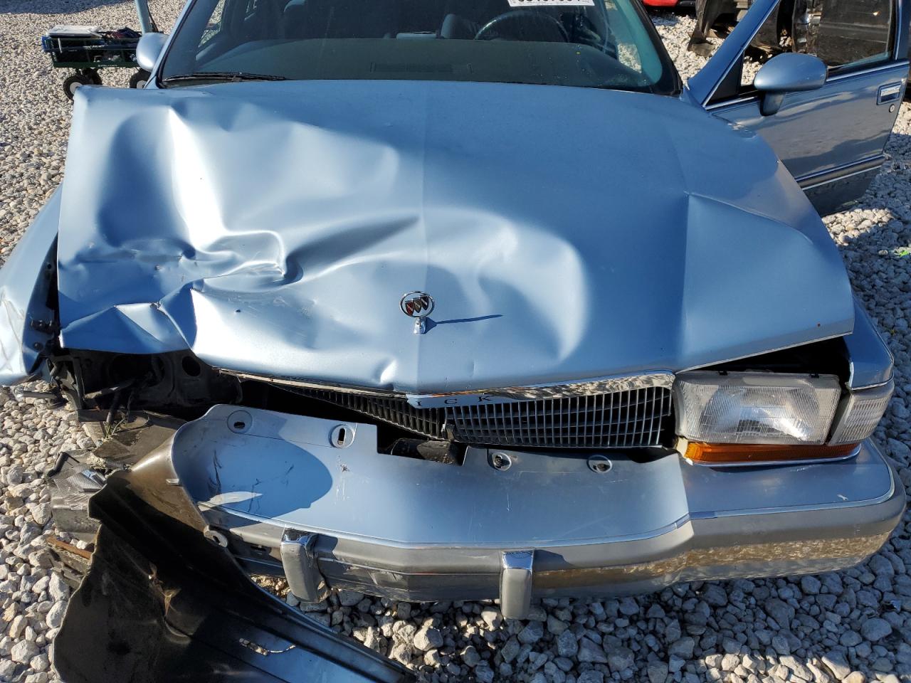 1992 Buick Roadmaster VIN: 1G4BN5377NR412415 Lot: 63187934