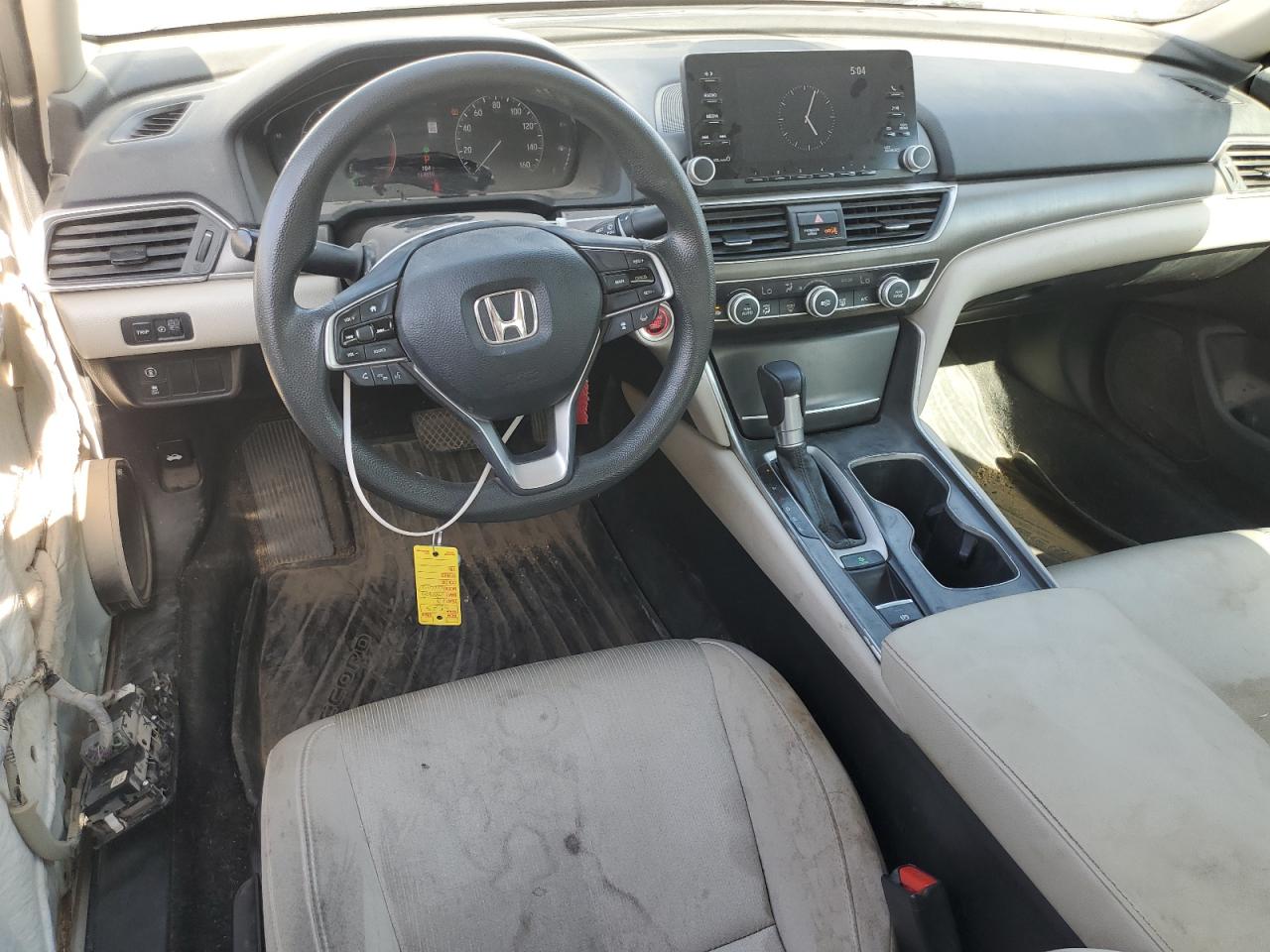 1HGCV1F10JA208218 2018 Honda Accord Lx