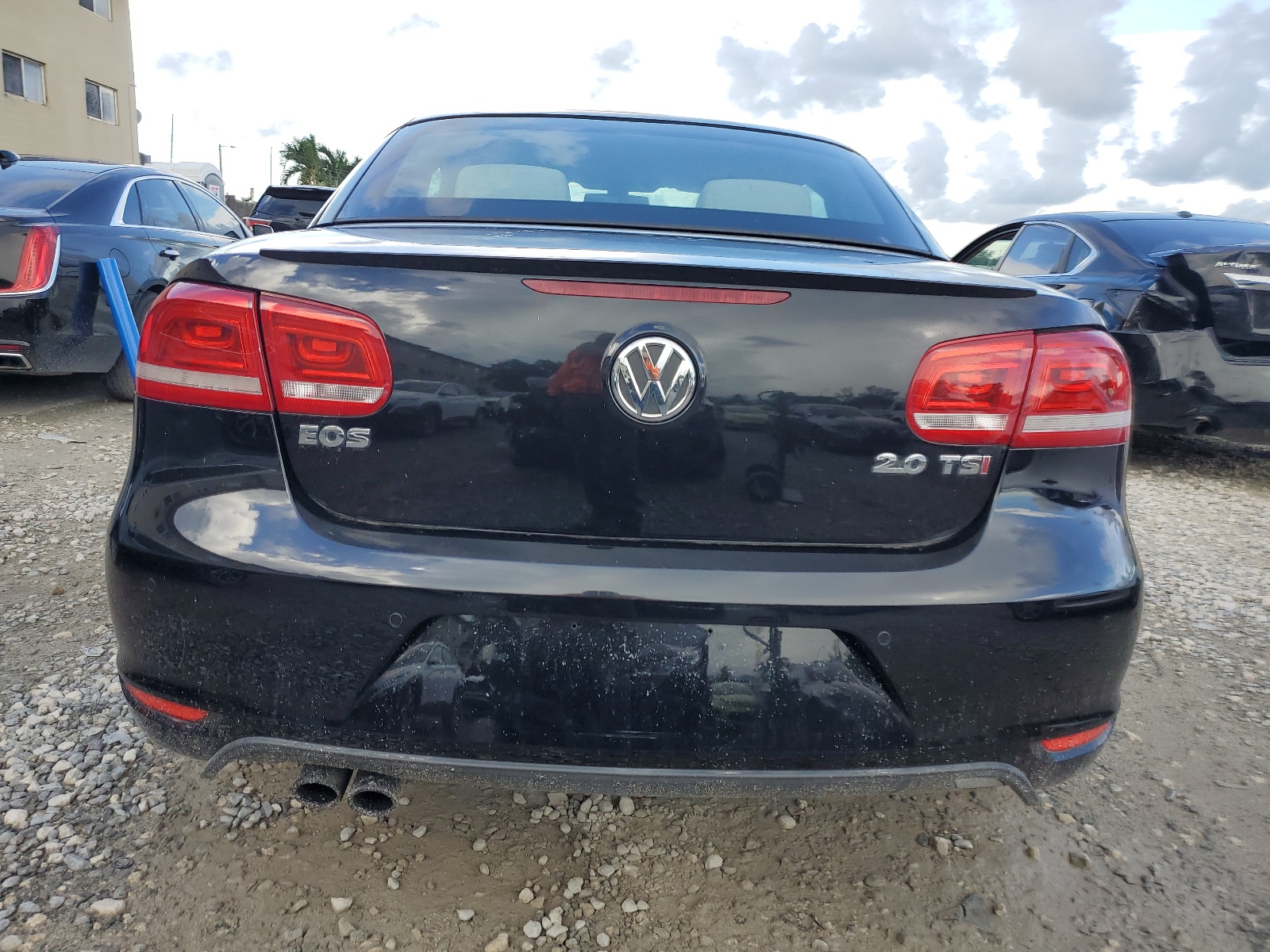 2014 Volkswagen Eos Lux vin: WVWFW8AH5EV003448