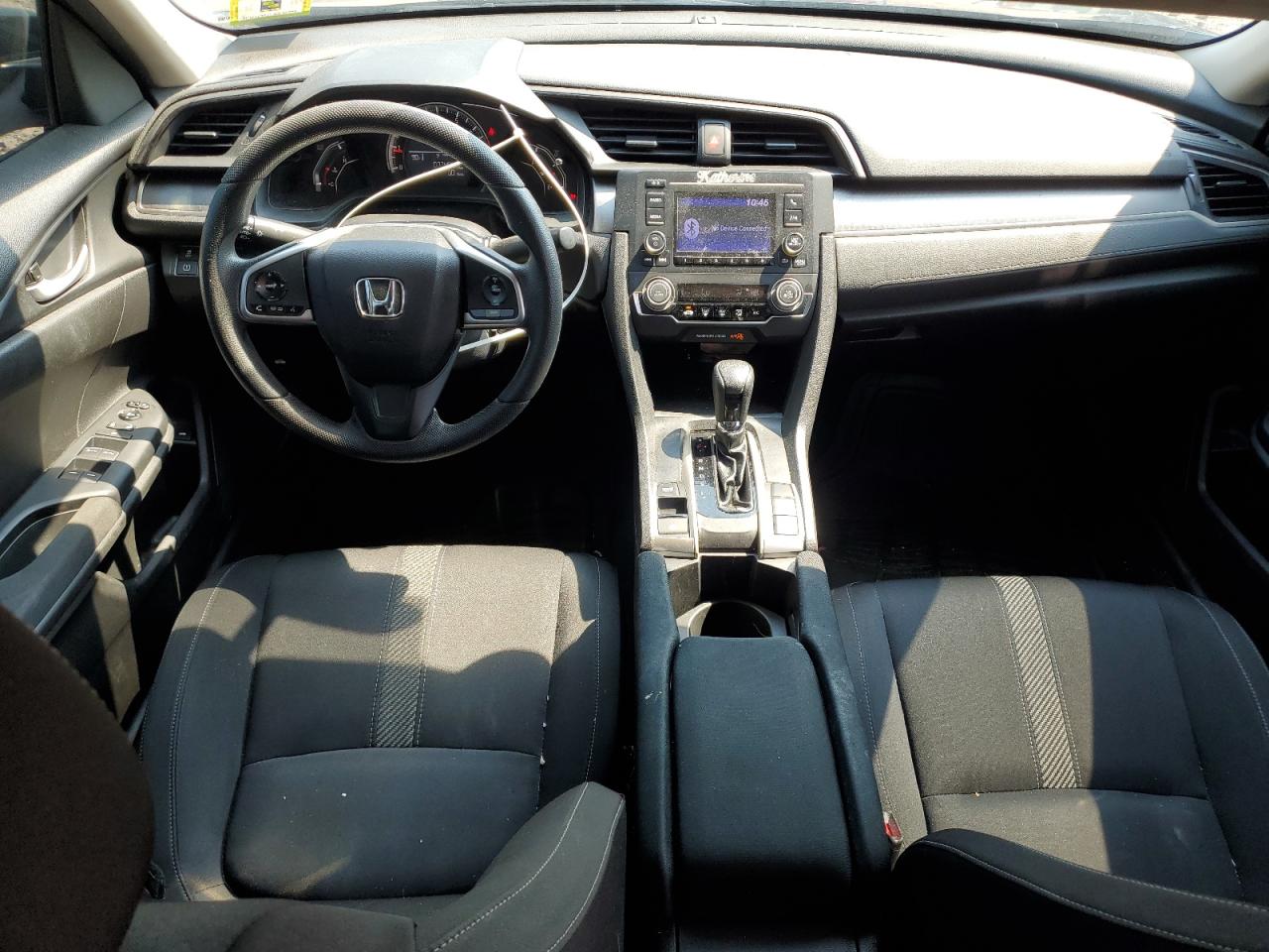 19XFC2F58HE208307 2017 Honda Civic Lx