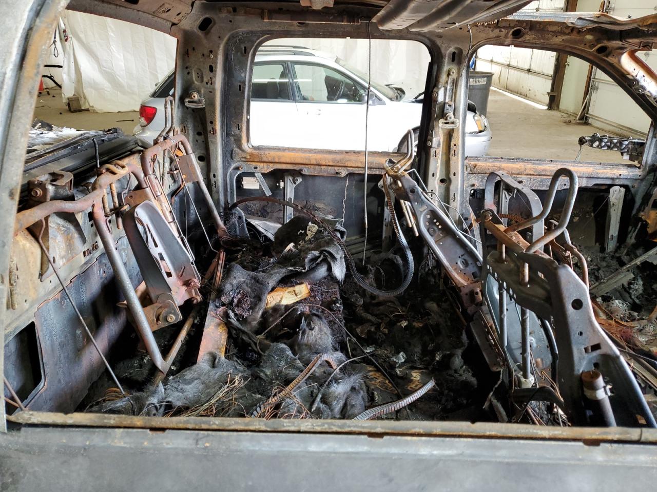 2016 Ram 2500 Laramie VIN: 3C6UR5FL4GG321056 Lot: 63007324